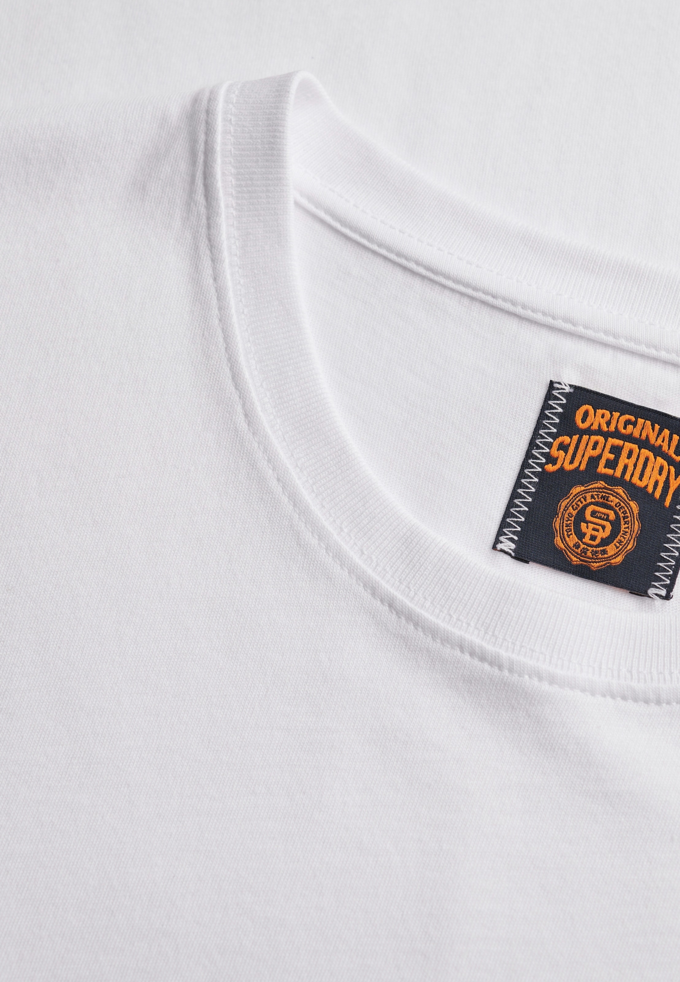 Superdry Débardeur »ESSENTIAL LOGO TANK UB« à coupe décontractée, en coton et jersey simple