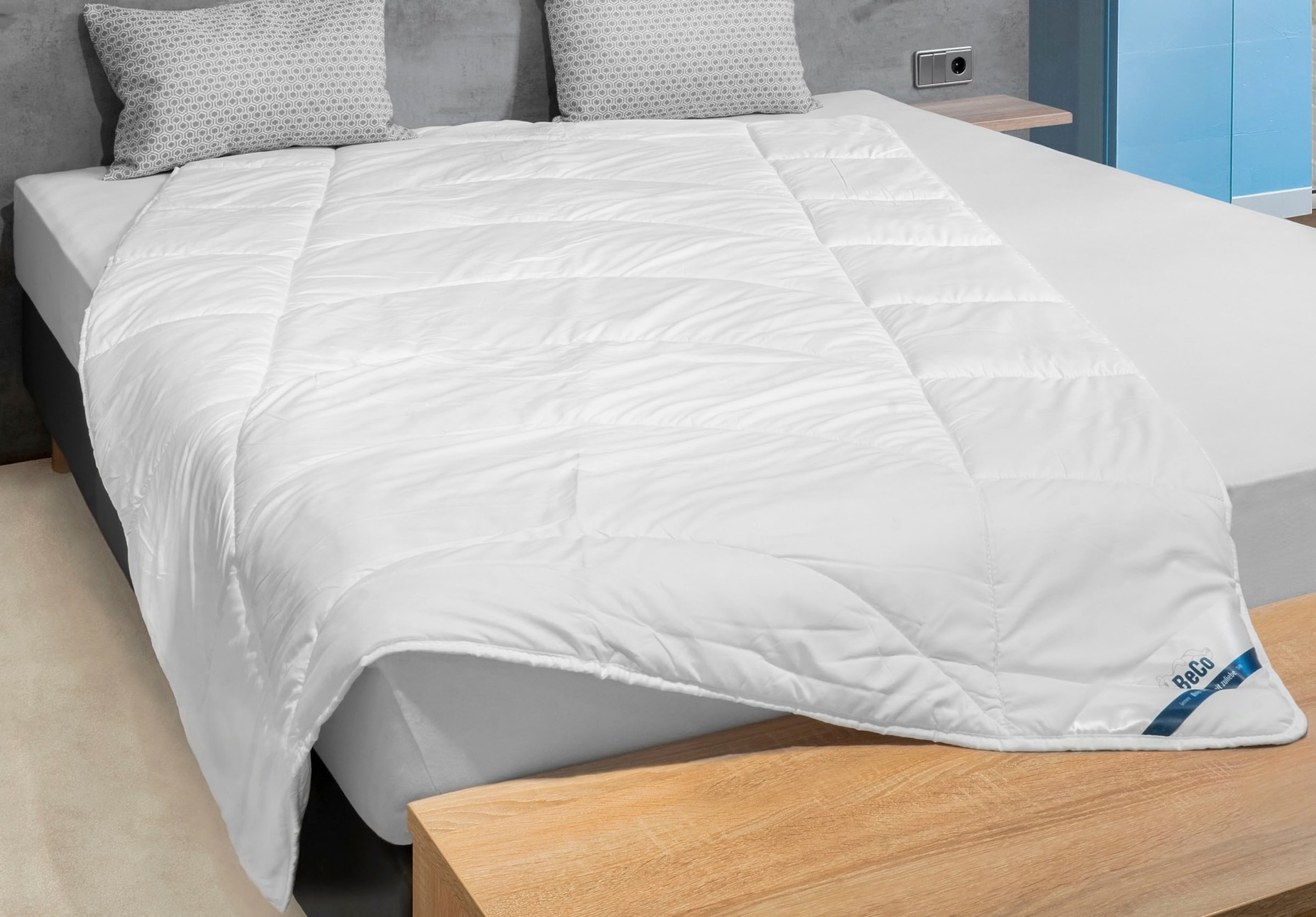 Image of Beco Kunstfaserbettdecke "Gregor, Bettdecken für Sommer und Winter, Ganzjahresdecke" normal Füllung Polyester Bezug Polyester 1 Stk. tlg. Bettdecke 135x200cm, allergiker geeignet (Hausstauballergiker)