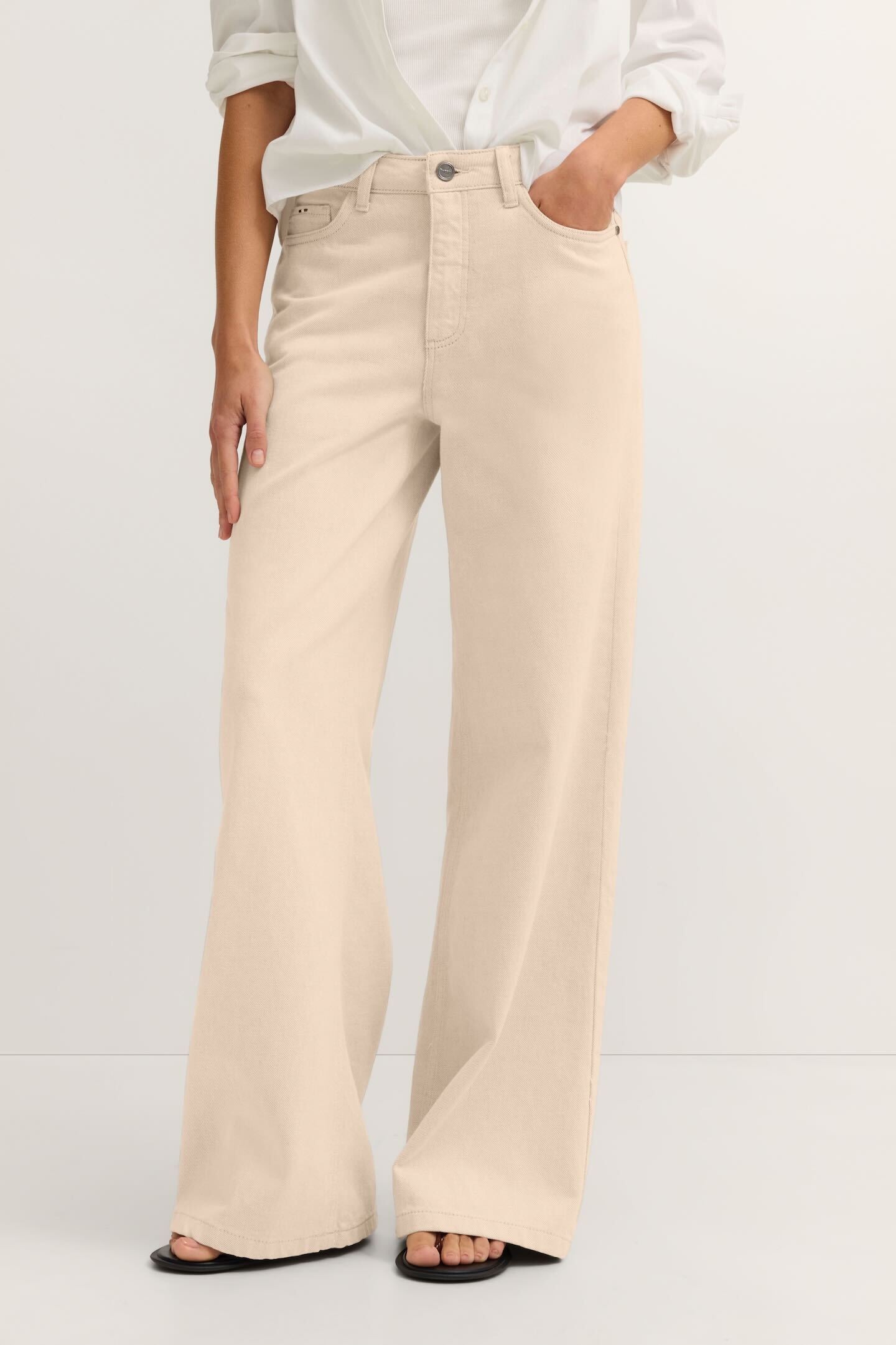 Image of bugatti 5-Pocket-Jeans "Baumwolle" mit einem geraden Bein