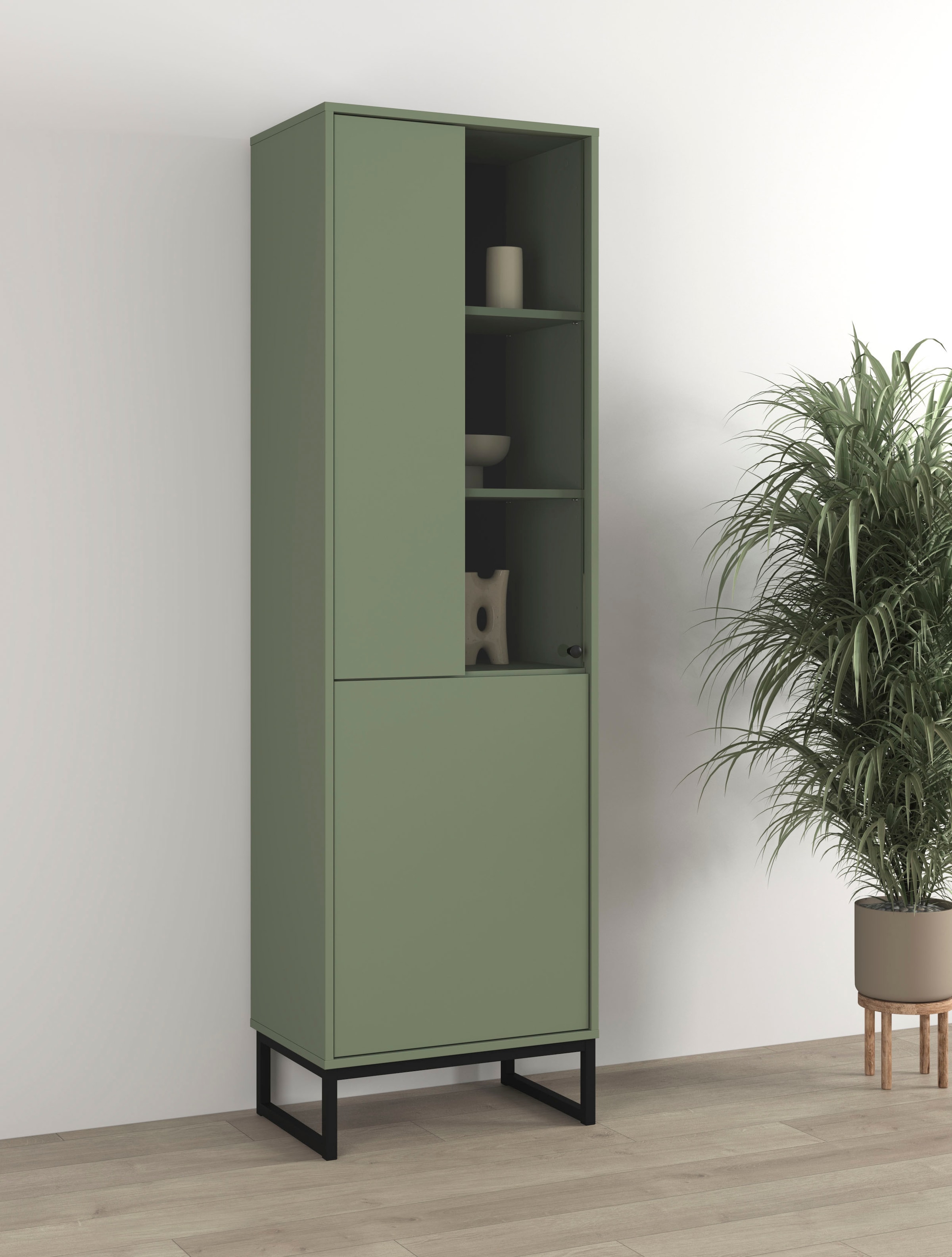GOODproduct Vitrine »Loft, Höhe 180 cm, moderne Standvitrine mit 2 Türen, Metallkufen« Hochschrank mit viel Stauraum, Glastür und verstellbaren Einlegeböden