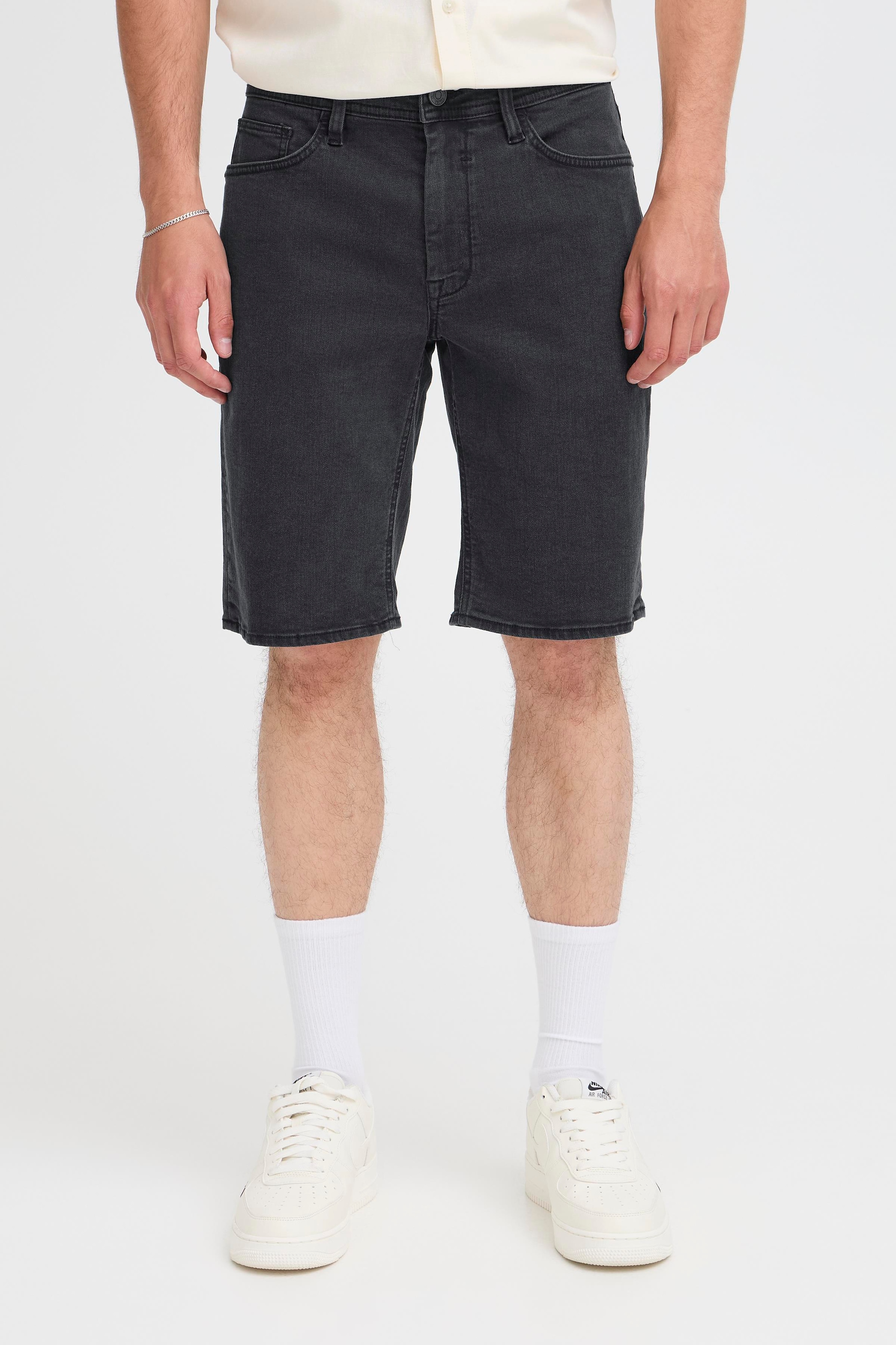 Image of Blend Shorts "BHTWISTER SLM/REG DENIMSHORTS" mit Markenlabel, modischer Stil, aus Baumwollmischung, Regular Fit