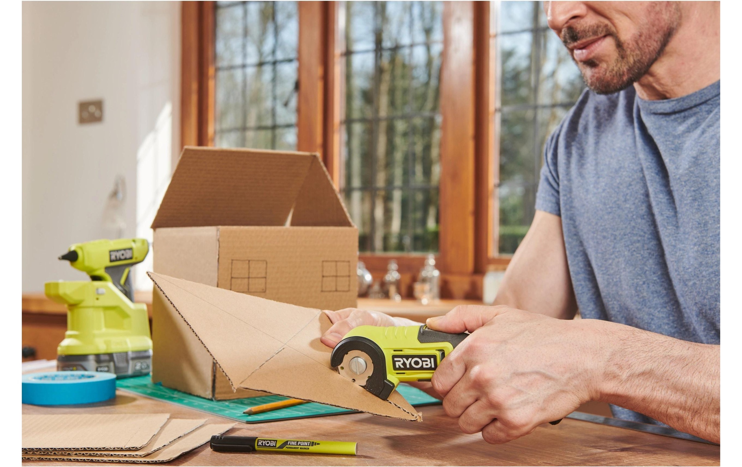 RYOBI Allesschneider »Akku-Universalschneider RCT4-120G«