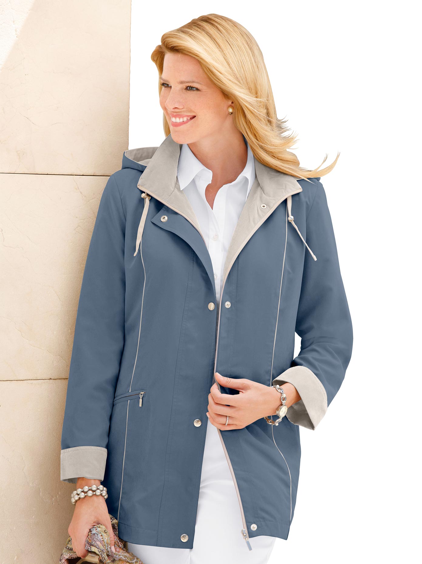 Funktionsjacke, mit Kapuze