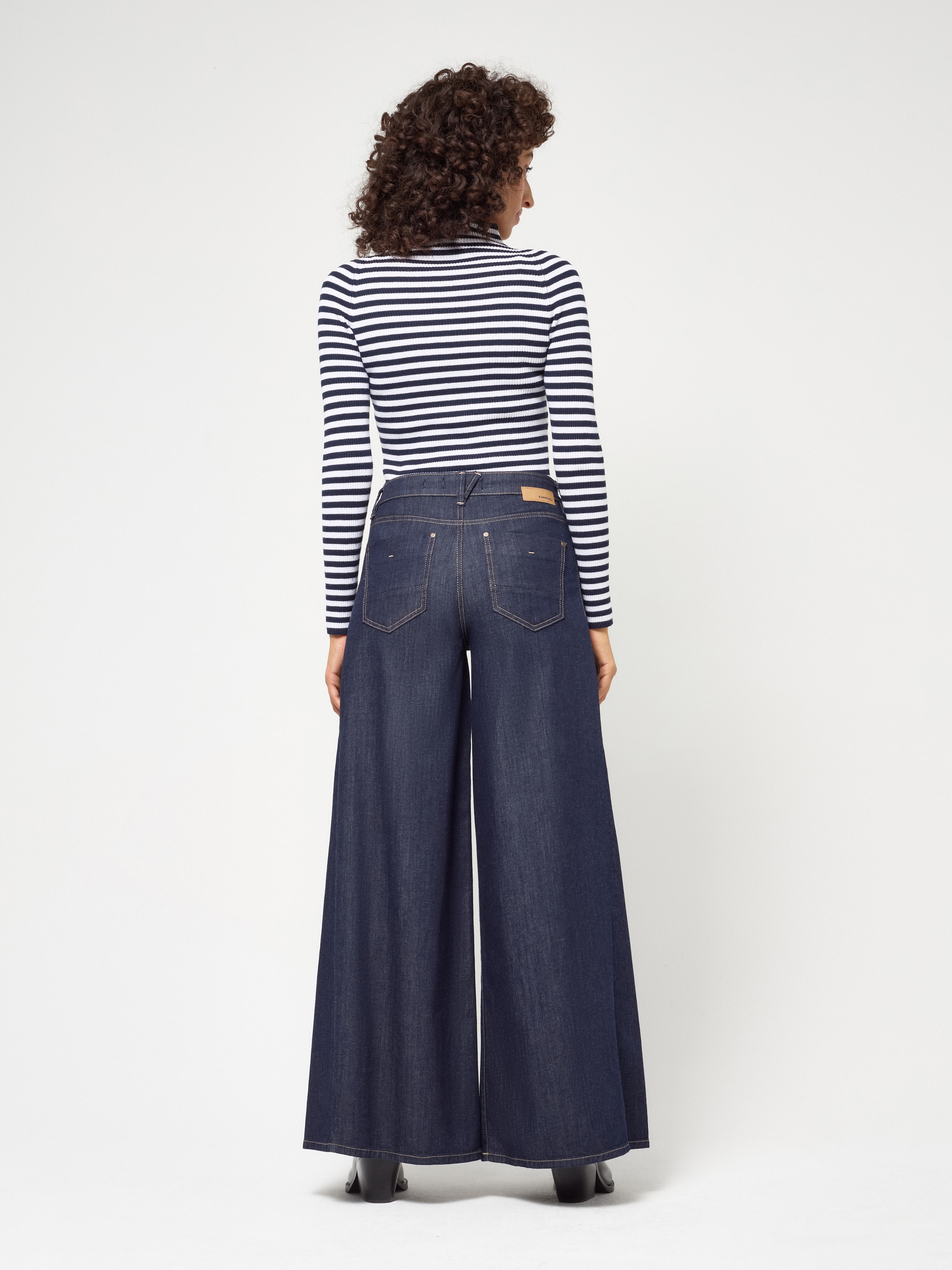 GANG Jeans large »94CARLOTTA PALAZZO« avec un coin inséré pour plus d'ampleur