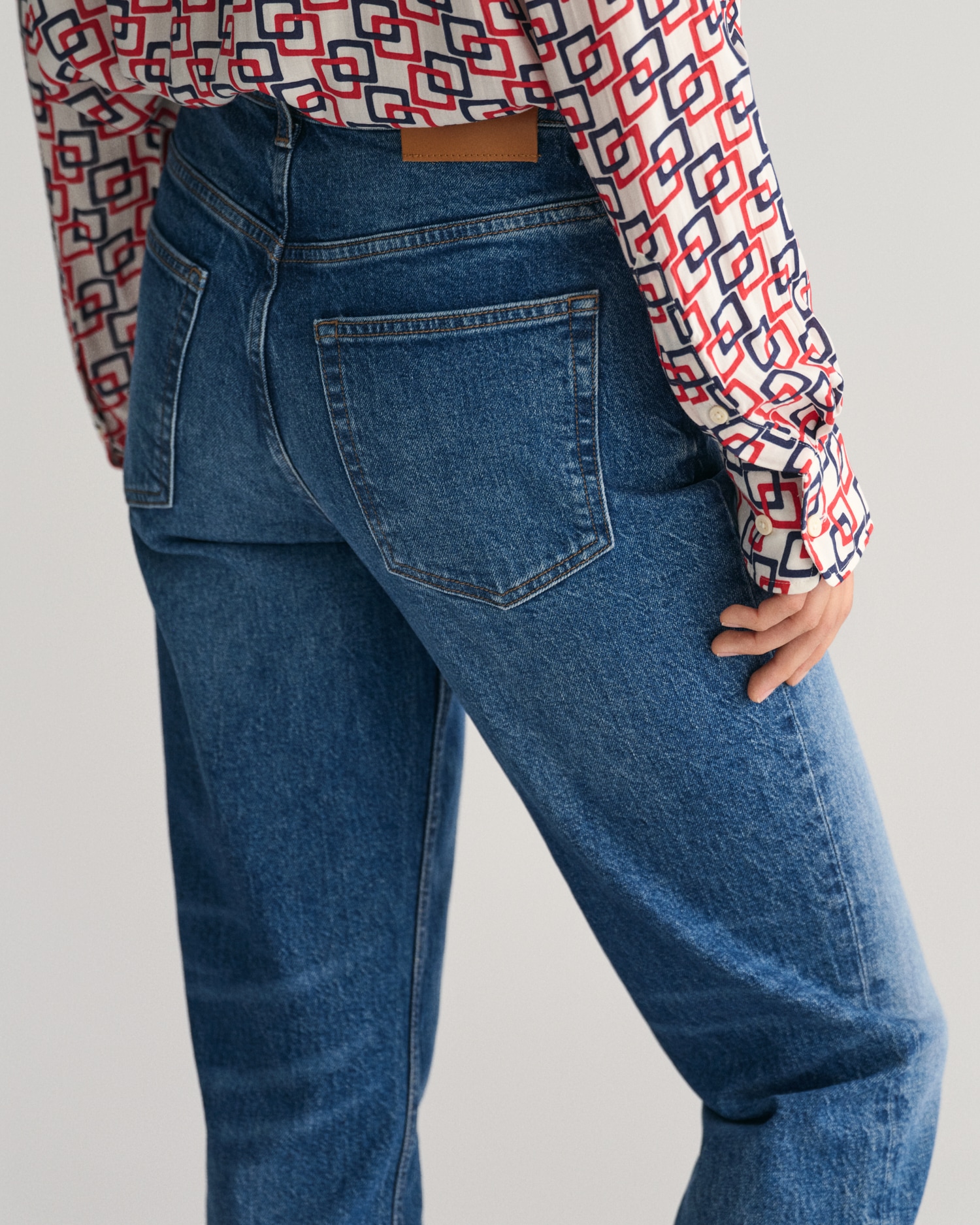 Gant Straight-Jeans »STRAIGHT CROPPED JEANS«, Verkürzte Jeans mit geradem Bein