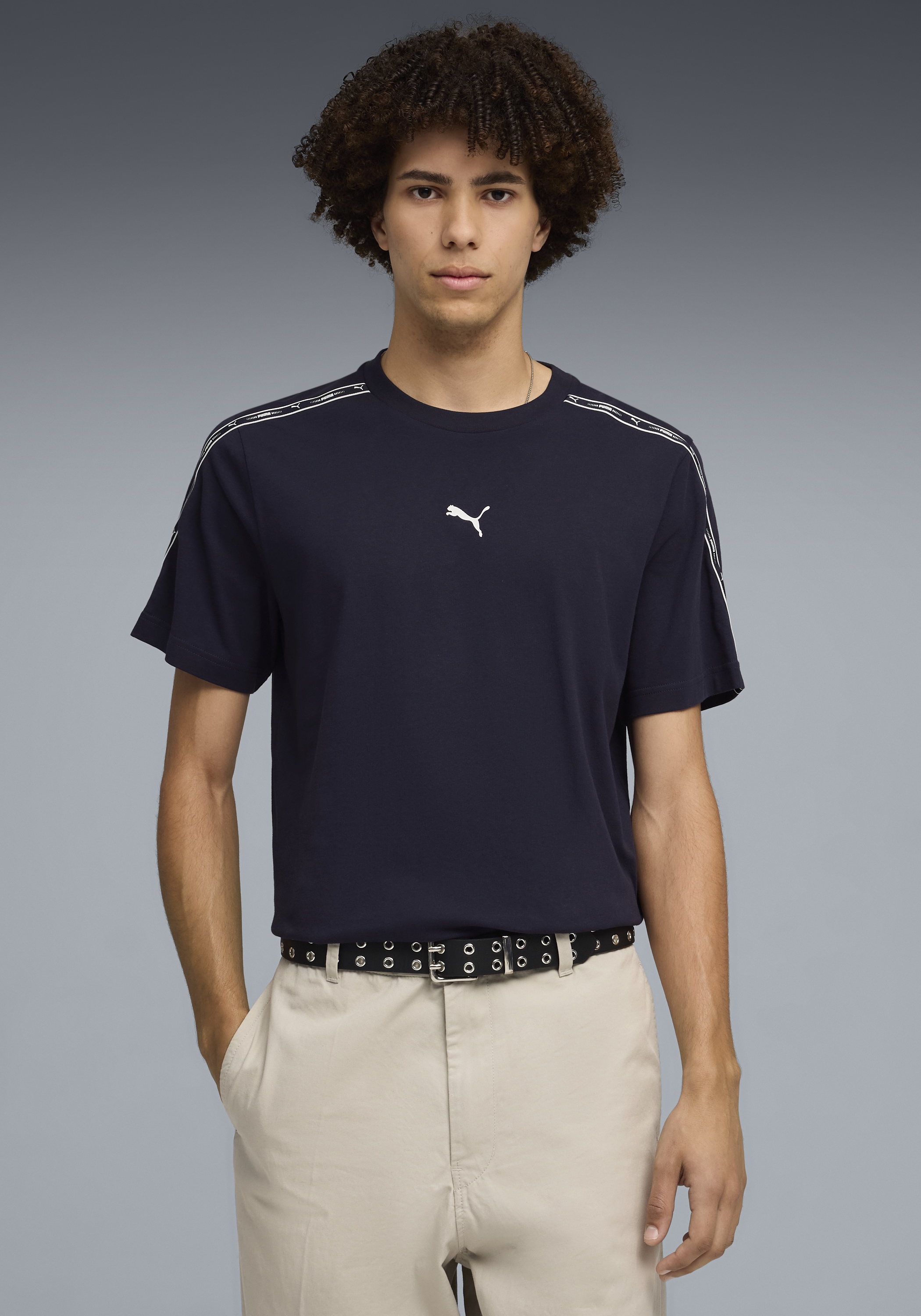 PUMA T-shirt »ESS TAPE TEE« Regular fit, manches courtes, pour look sportif, en coton