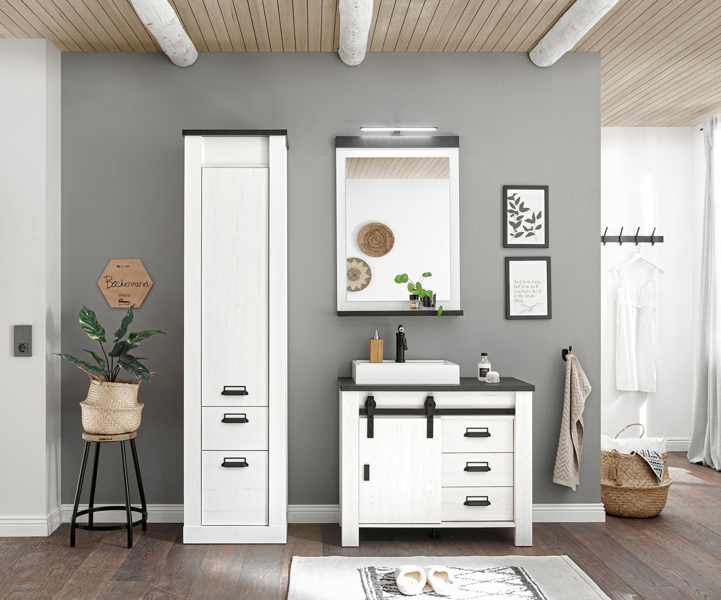 Home affaire Badmöbel-Set »SHERWOOD, Bad im modernen Design, 3-teiliges Badezimmer«, (3 St.), in 2 Farben verfügbar, Scheunentorbeschlag & Apothekergriff aus Metall