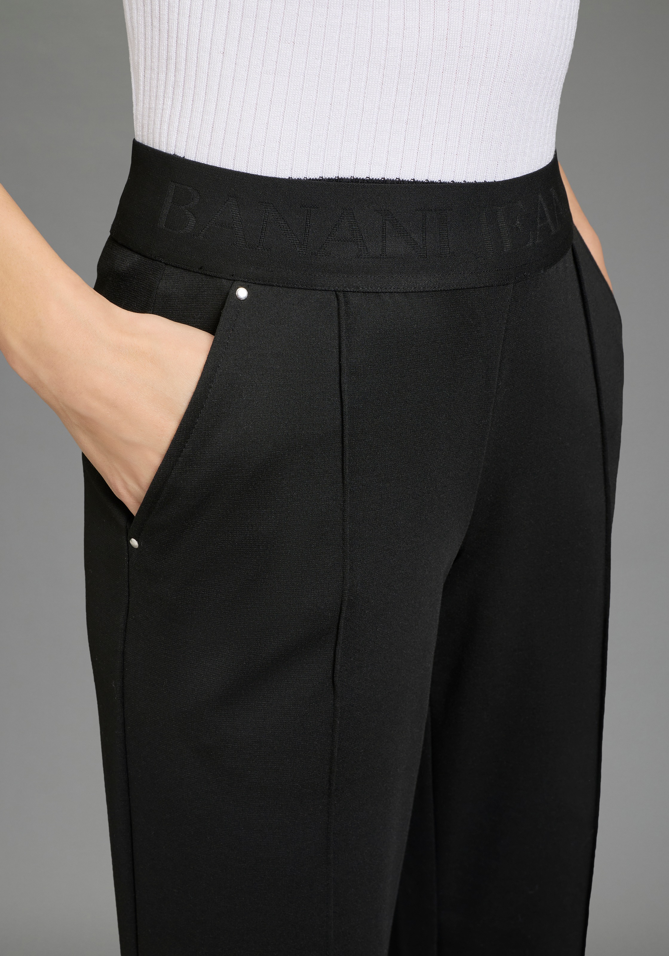 Bruno Banani Pantalon en jersey  in Anzug-Optik, moderner Wideleg-Shape, geprägtes Logo-Bündchen