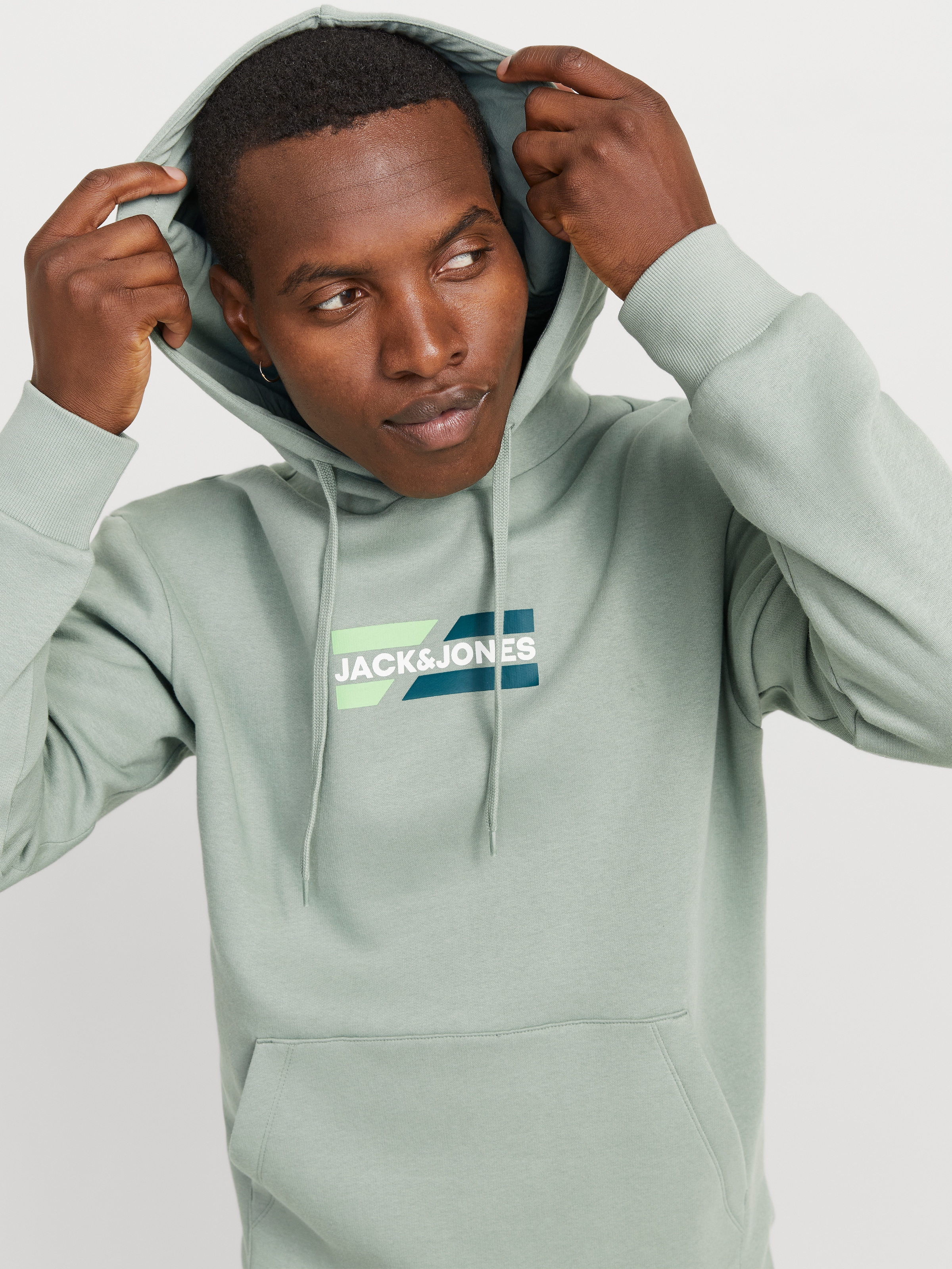 Jack & Jones Kapuzensweatshirt »JJECORP GRAPHIC SWEAT HOOD NOOS«, mit Logo Print