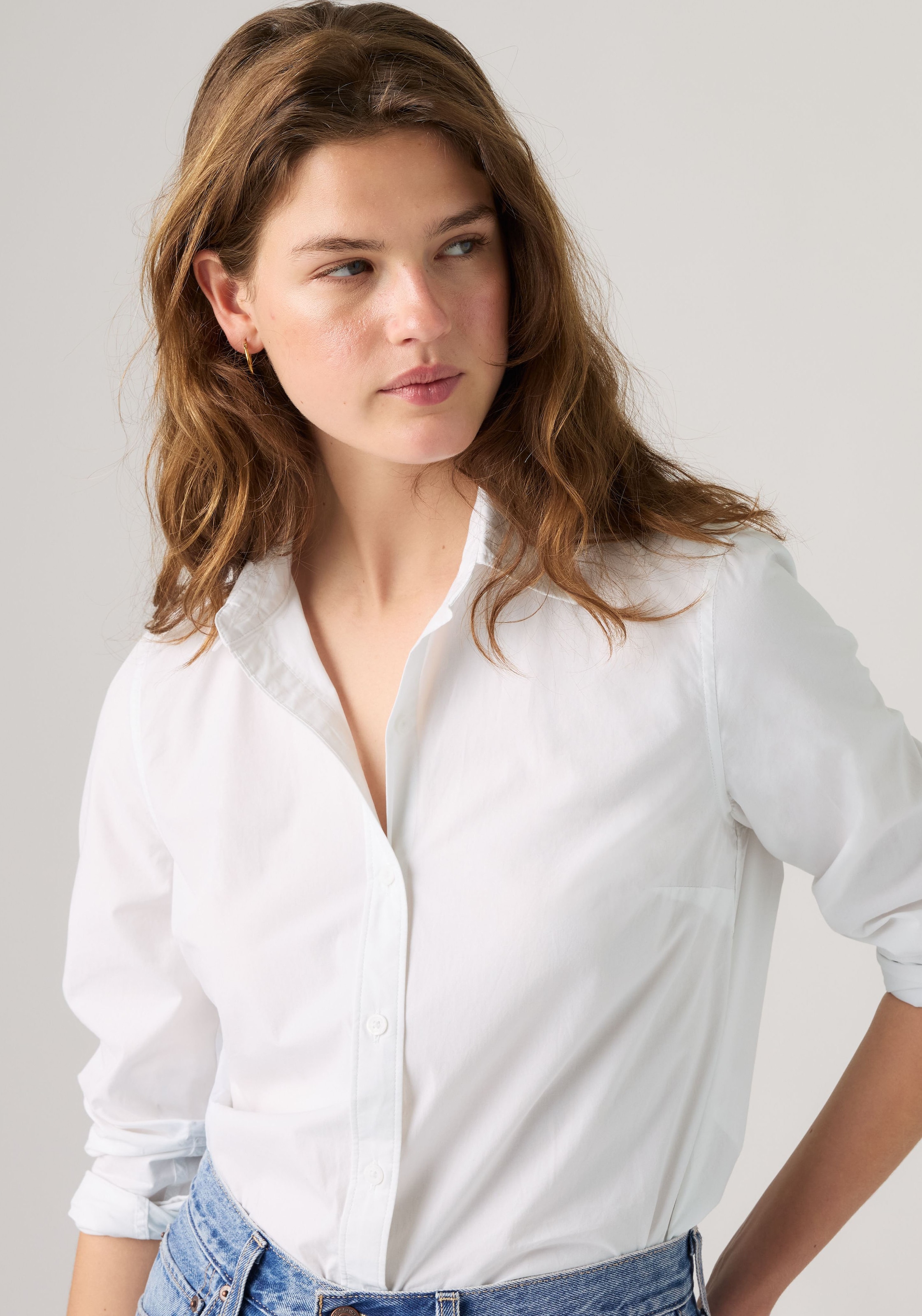 Levi's® Hemdbluse »CARLILE CLASSIC POPLIN SHIRT« Klassischer Hemdblusenkragen