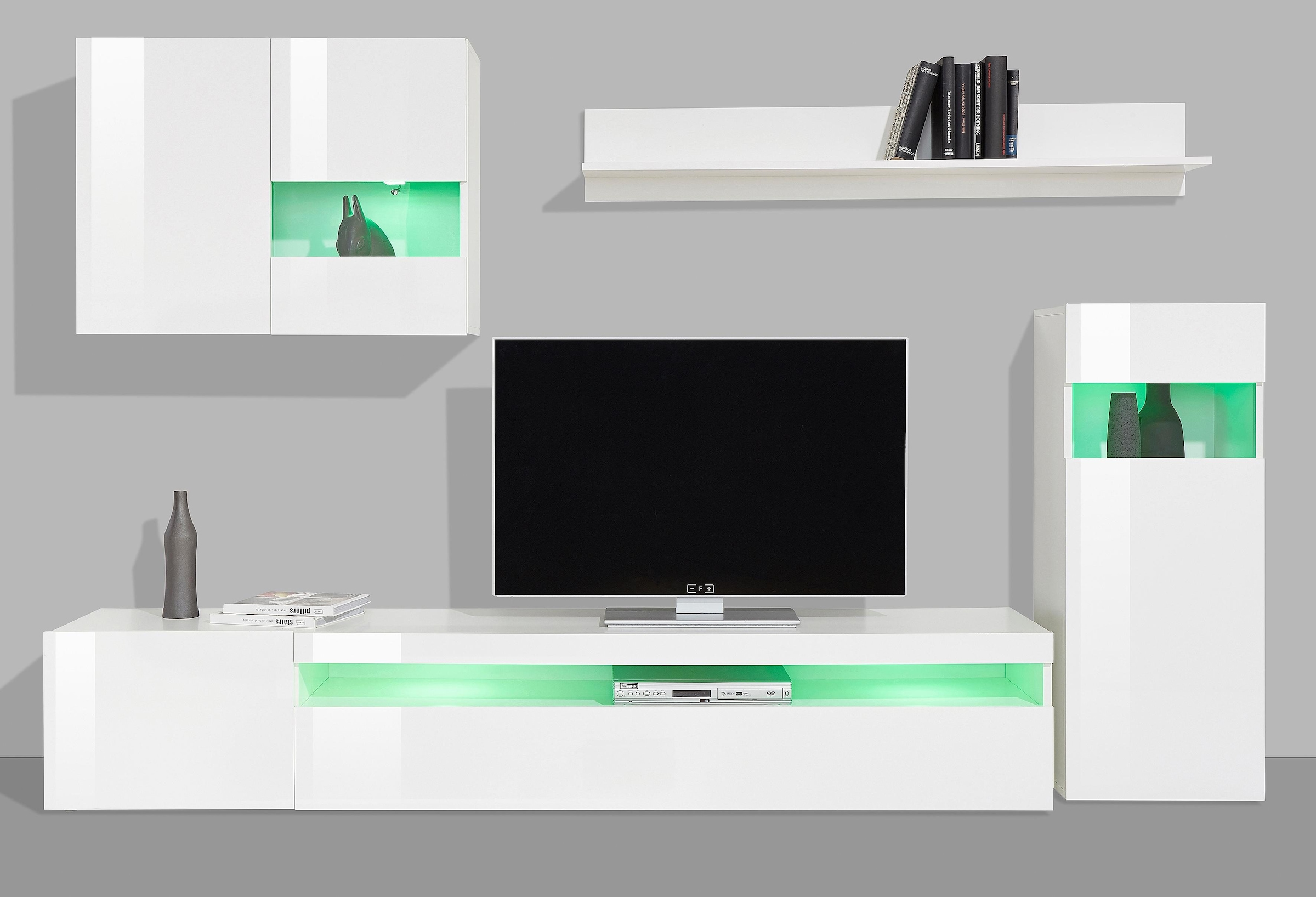 INOSIGN Wohnwand, (Set, 4 St., Set besteht aus 1 Hängevitrine, 1 Vitrine, 1 Lowboard und 1 Wandregal), weiss Korpus/ Front in Hochglanz, ohne Beleuchtung