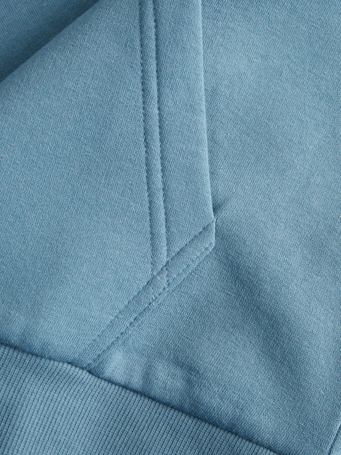 Jack & Jones Kapuzensweatshirt »JJEBRADLEY SWEAT HOOD NOOS«, mit Känguru Tasche