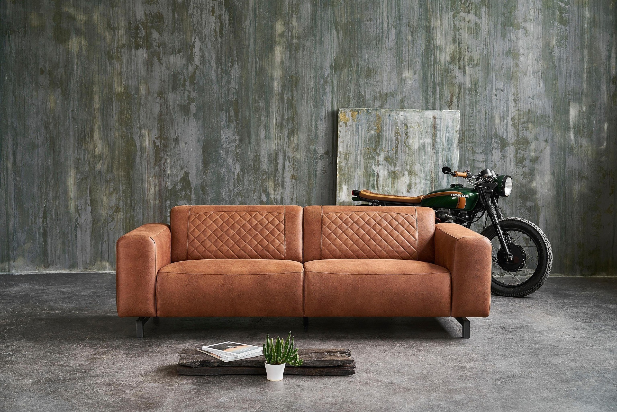 Image of Premium collection by Home affaire 3-Sitzer »Avila«, in Lederoptik und Metall Füssen bei Ackermann Versand Schweiz