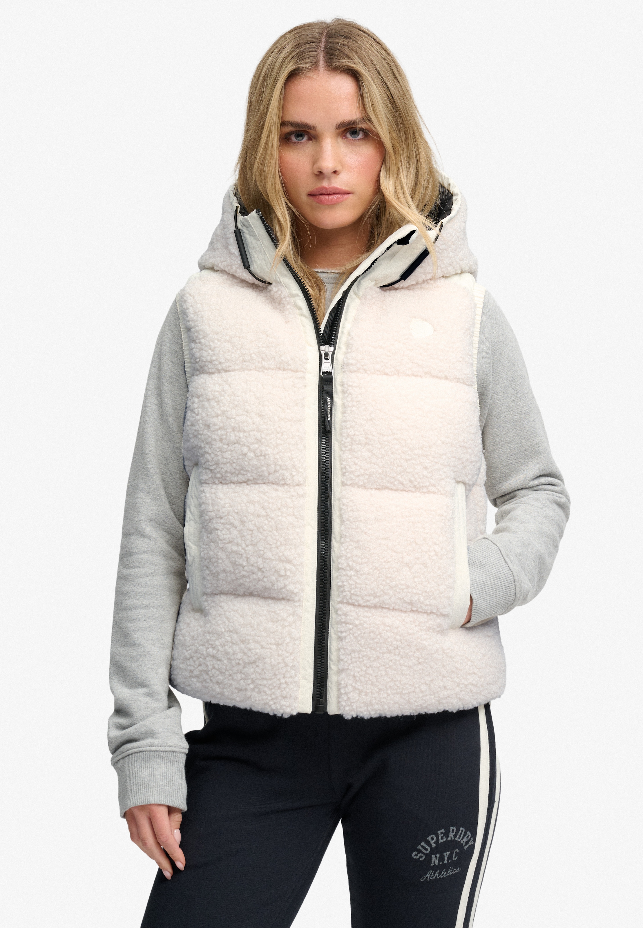 Image of Superdry Steppweste "BORG BAFFLE GILET" Kunstfaser, straight fit, aussen mit Teddyfell