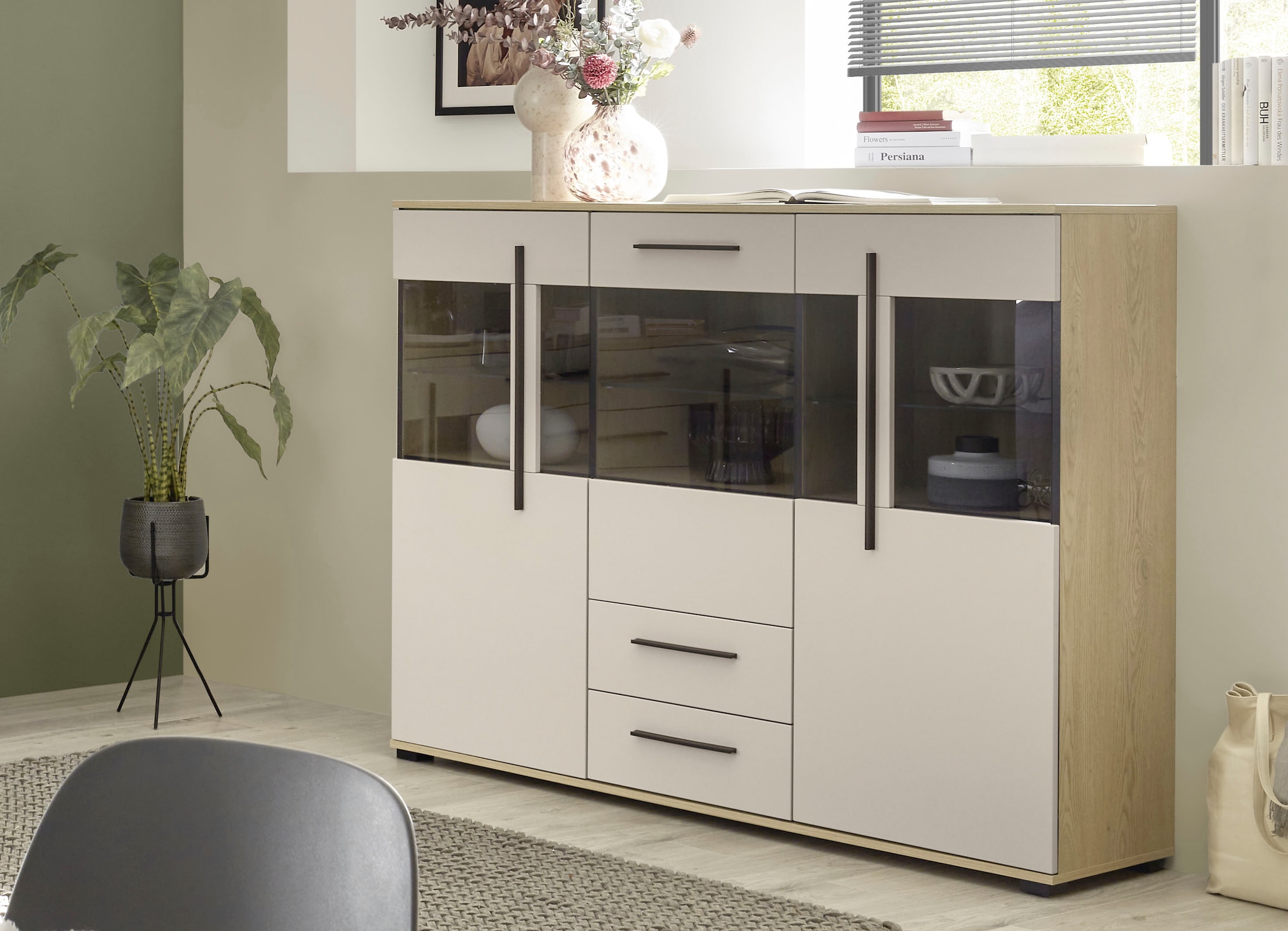 Home affaire Buffet haut »Cantara, moderner Schrank, Vitrine in Eiche Dekor, Weiss oder Kaschmir« poignées noires en barre, espace de rangement suffisant, polyvalent