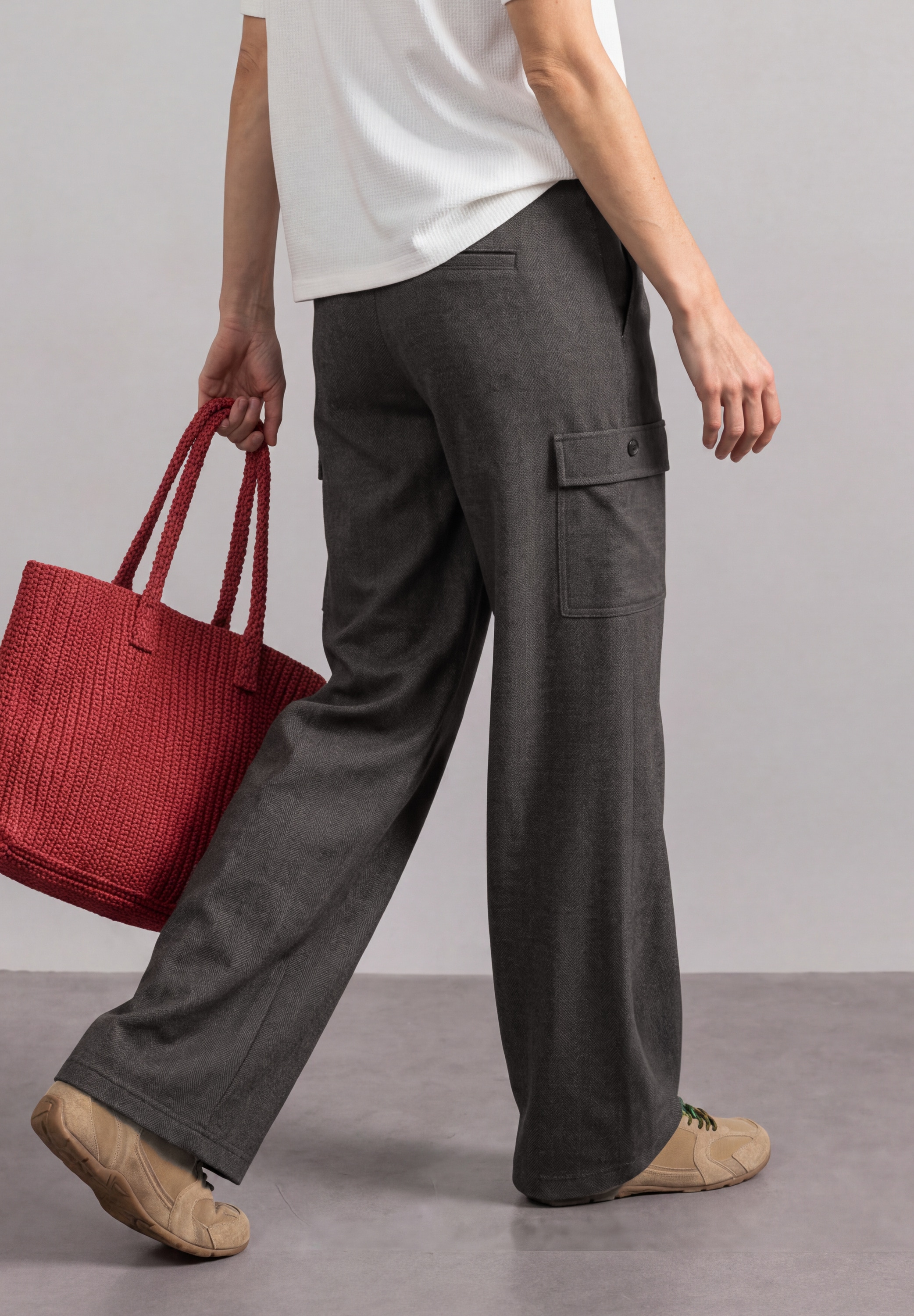 STREET ONE Pantalon en tissu  Taille élastique avec cordon de serrage, poches cargo, mélange viscose