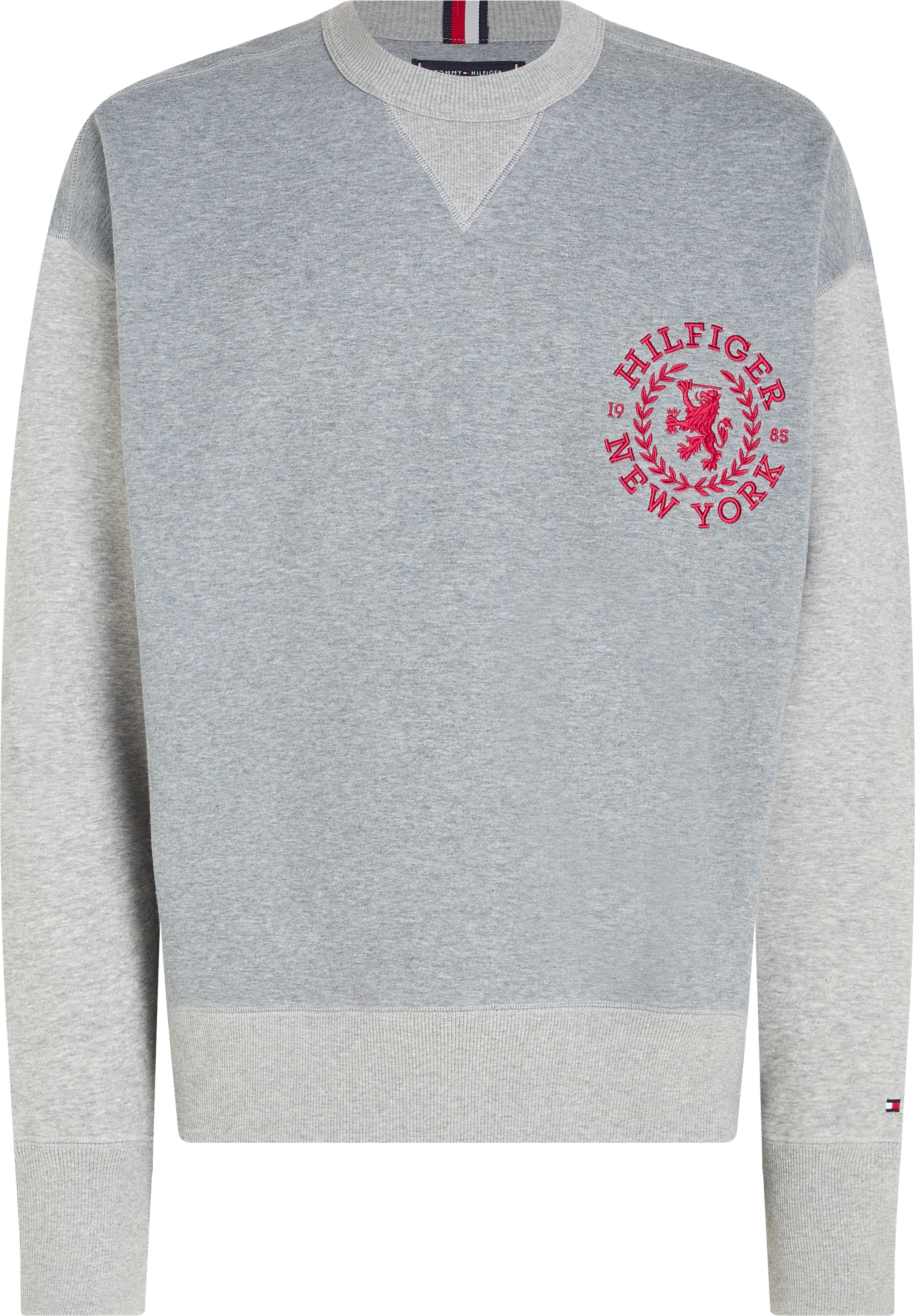 Tommy Hilfiger Sweatshirt »SMALL CREST CREWNECK«, mit Logo-Stickerei auf der Brust