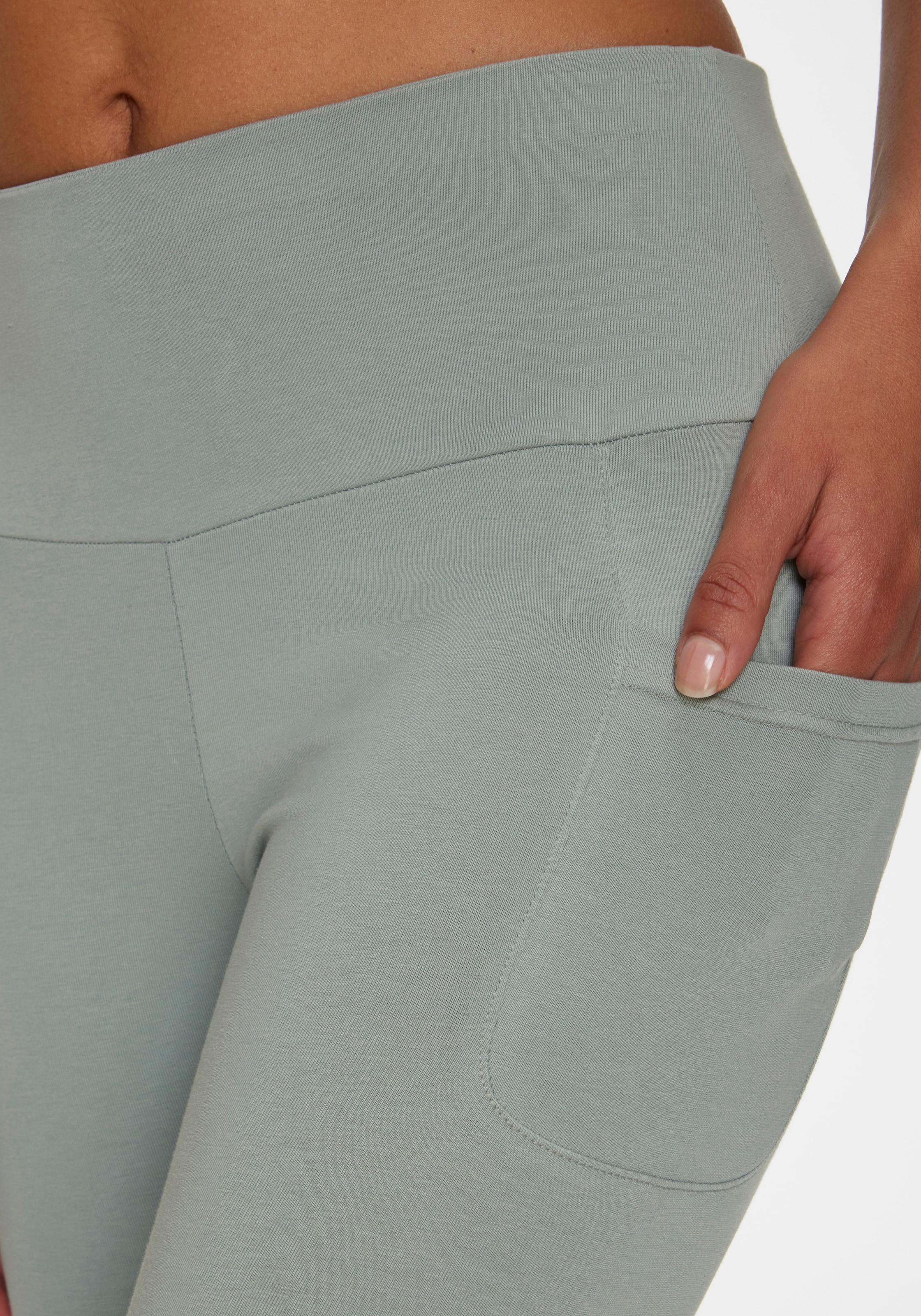 LASCANA ACTIVE 3/4-Leggings, mit Handytasche, Loungewear