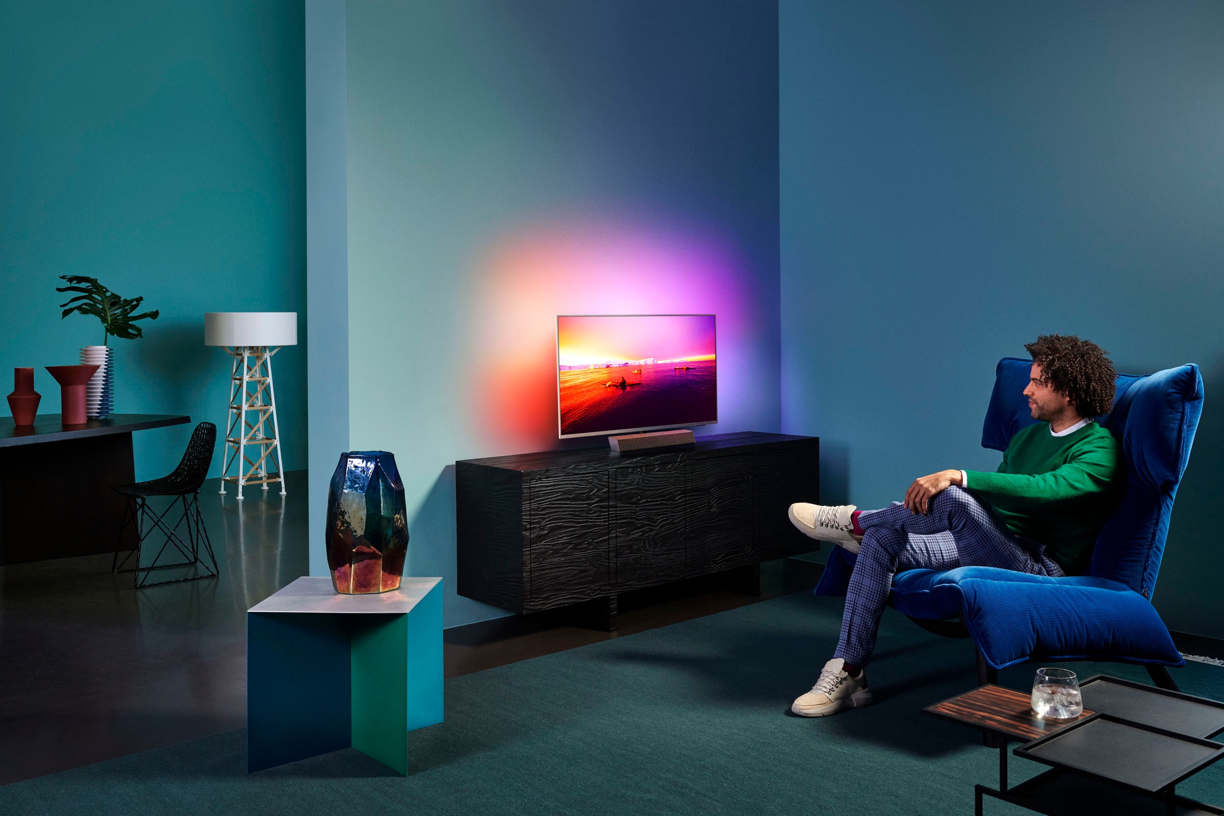 Philips LED-Fernseher »43PUS9235/12«, 4K Ultra HD, Smart-TV, 3-seitiges Ambilight