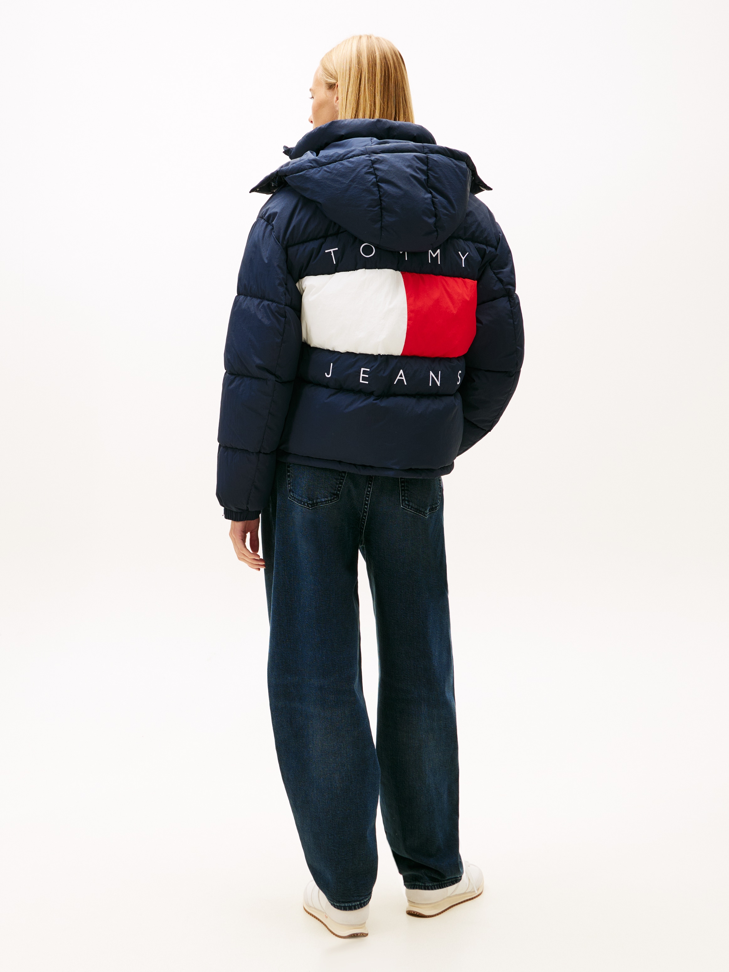 Tommy Jeans Veste matelassée »TJW OVS HOODED FLAG PUFFER EXT« mit Kapuze