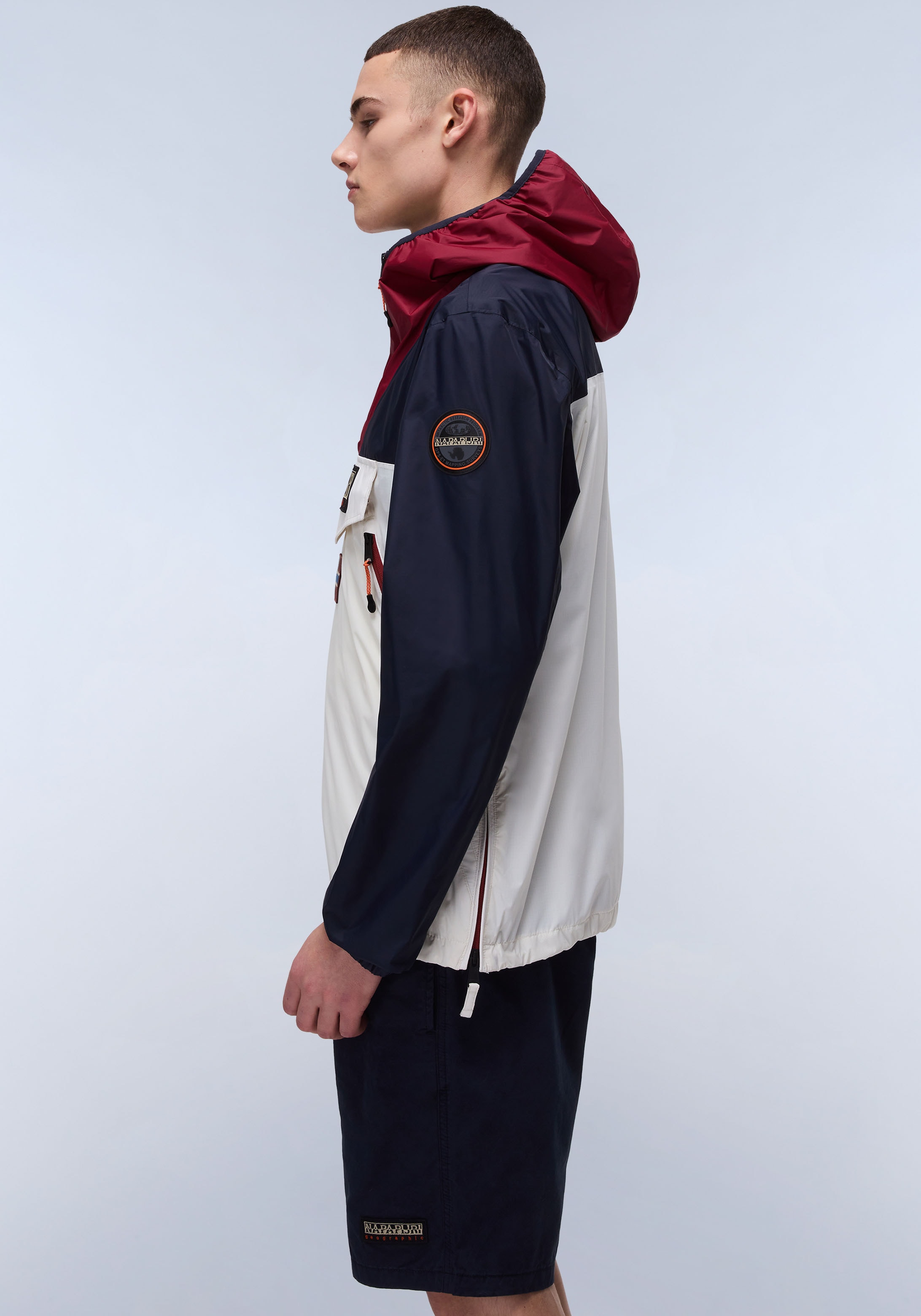Napapijri Windbreaker »RAINFOREST WB PKT V2«, mit Kapuze, Mit Gummizug und verschliessbarem Schlitz im Saum