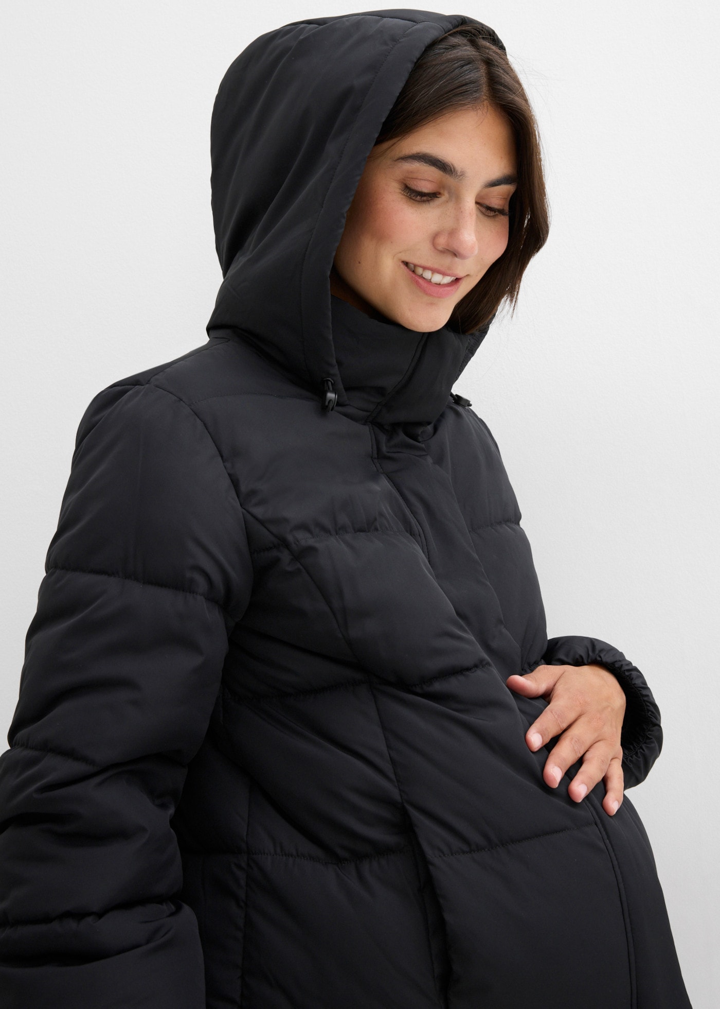 bonprix Umstandsmantel mit warmer Wattierung, in bequemer Oversize-Passform