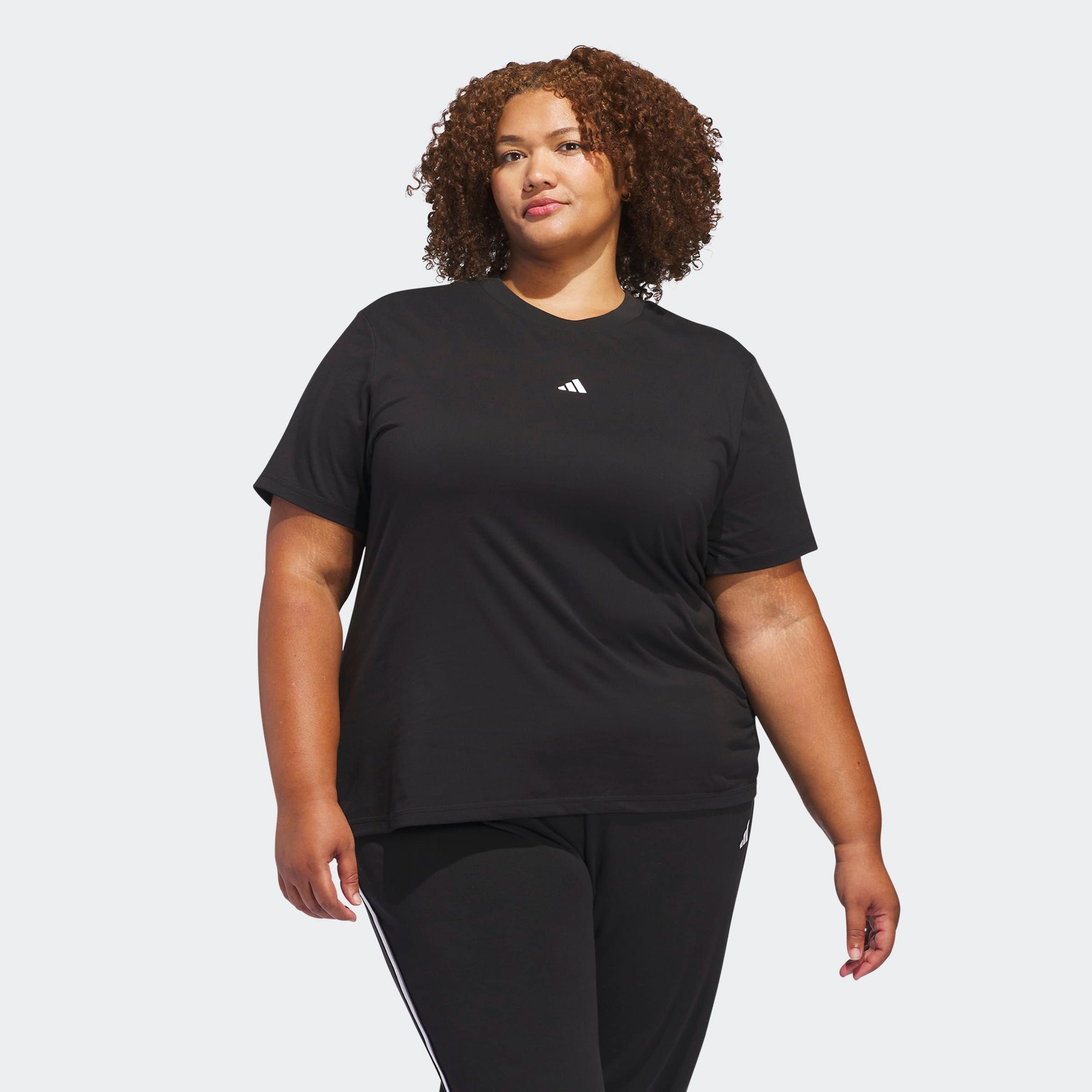 Image of adidas Sportswear T-Shirt "SMALL LOGO" für Erwachsene, mit Rundhalsausschnitt, ohne Verschluss, aus Baumwolle