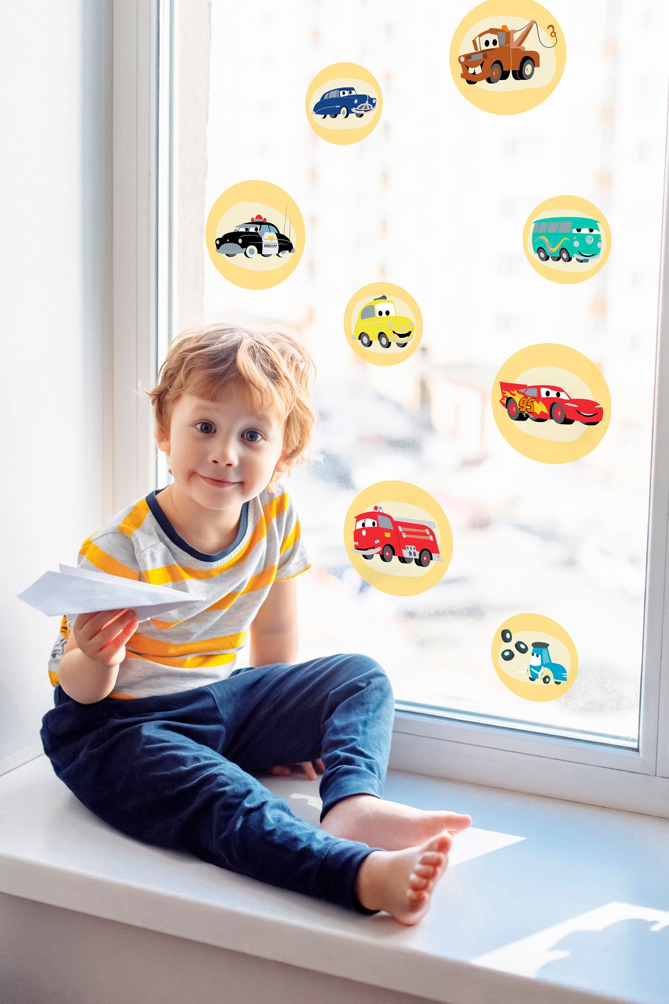 Image of Komar Fensterbild "Fenstersticker - Cars Ka-Chow Bubbles - Grösse 30 x 30 cm, 2 Bogen"