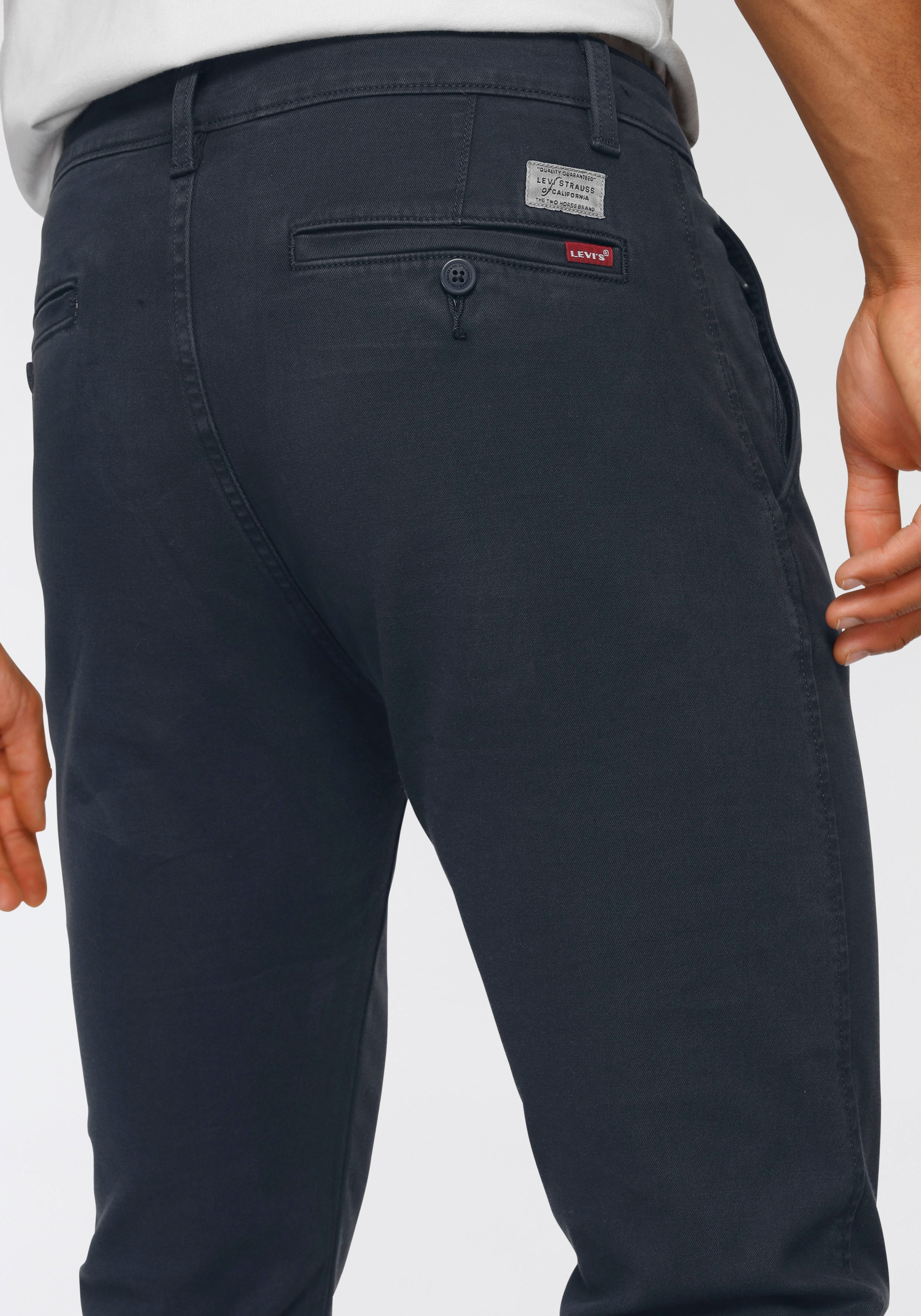 Levi's® Chinohose »LE XX CHINO SLIM TAPER«, mit Markenlogo