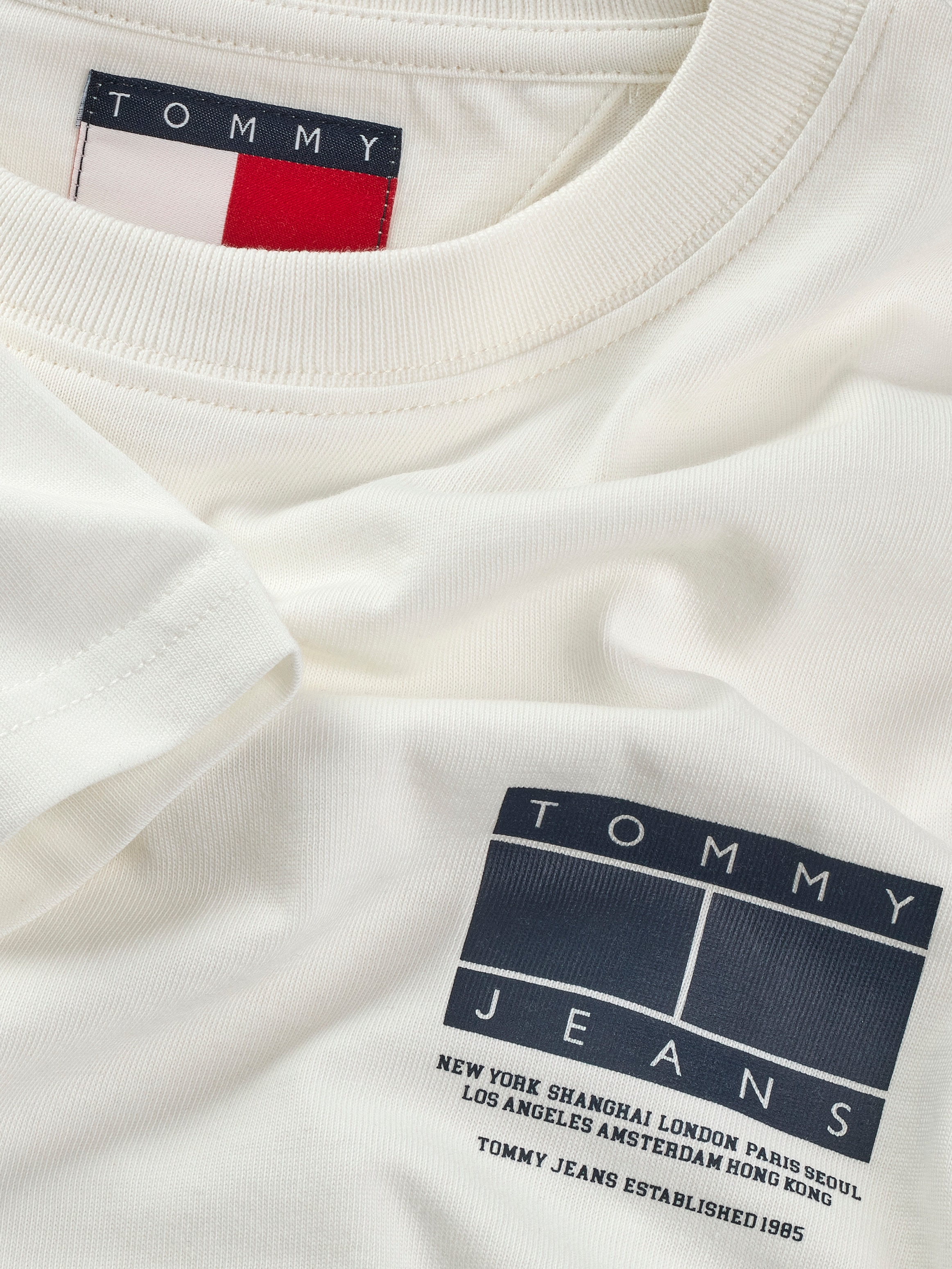 Tommy Jeans T-Shirt »TJM REG DNA GRAPHIC TEE EXT«, mit kontrastfarbenen Print