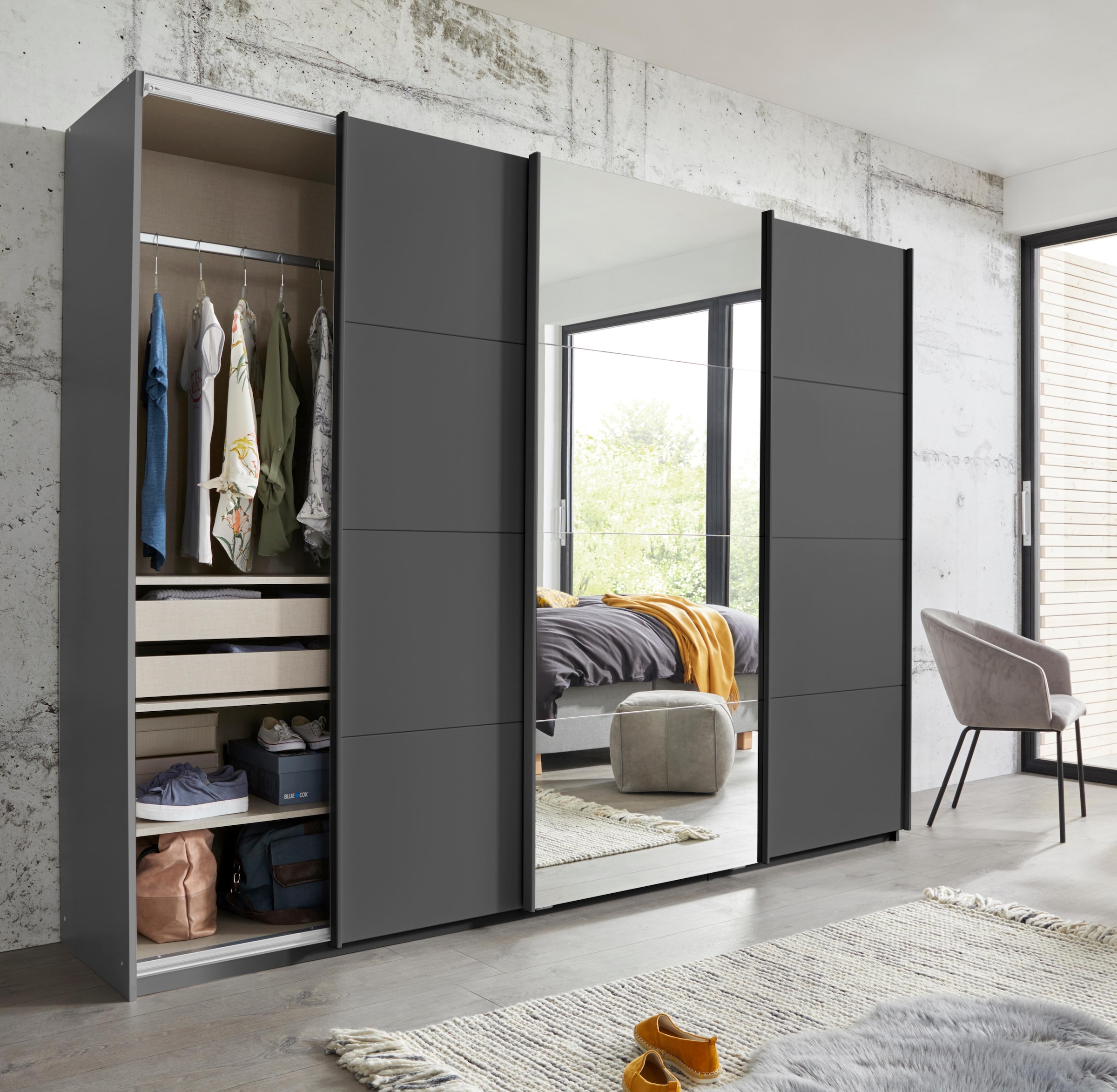rauch Schwebetürenschrank »Kleiderschrank Schrank Garderobe Wäscheschrank BESTSELLER KEPAN«, inkl. Schubladen-Einsatz und extra Einlegeböden MADE IN GERMANY