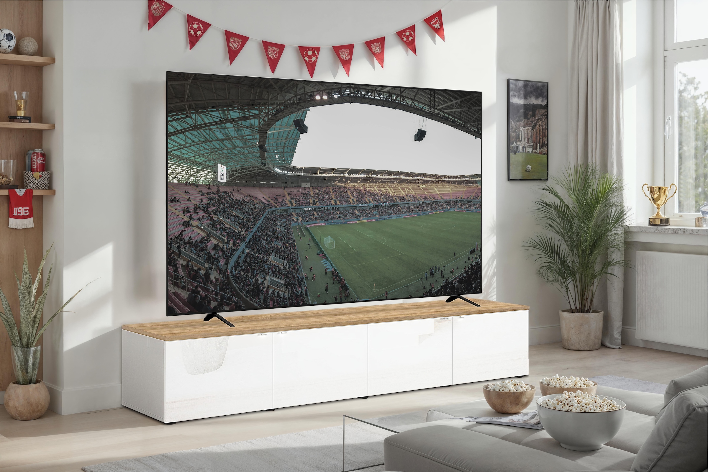 Home affaire Table basse »Easy, 245 cm breit, 47 cm tief, 4 Türen, Top 22 mm stark, Mediaboard« Modernes Lowboard für bis zu 98-Zoll-TV – perfekt für die WM