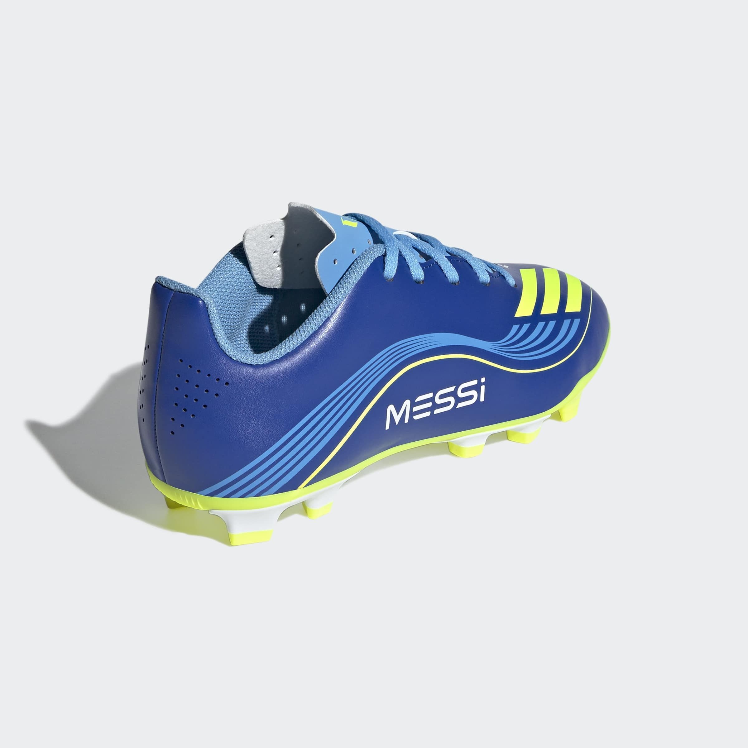 adidas Performance Chaussure de football »F50 MESSI CLUB  KUNSTRASEN NEUERER GENERATION, HART- UND ASCHENPLÄTZE«  adapté aux terrains en gazon naturel et synthétique, pour enfants et adolescents