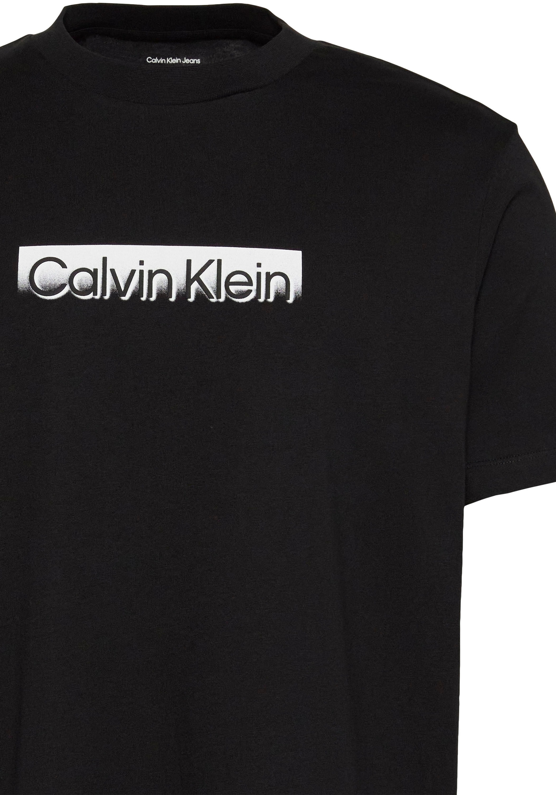 Calvin Klein T-Shirt »20S EU WHOLESALE SPORTSWEAR GRAP« Regular fit mit Rundhalsausschnitt