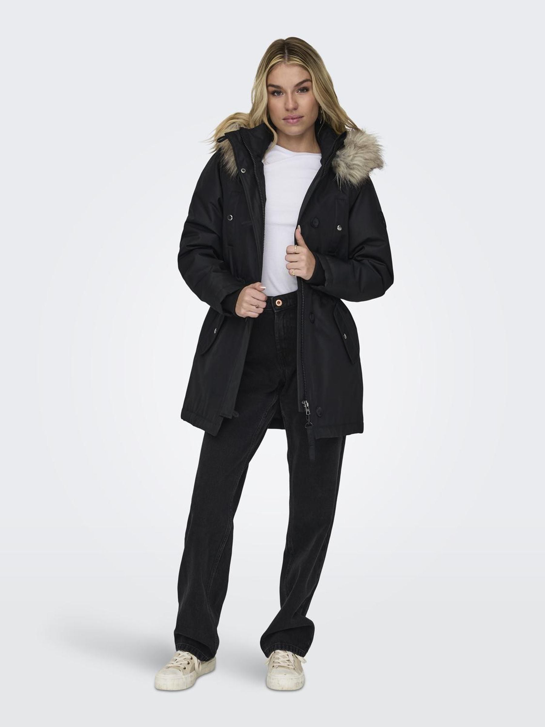 ONLY Parka »ONLIRIS FUR WINTER PARKA LIFE CC OTW« mit Kapuze mit verdeckter Knopfleiste