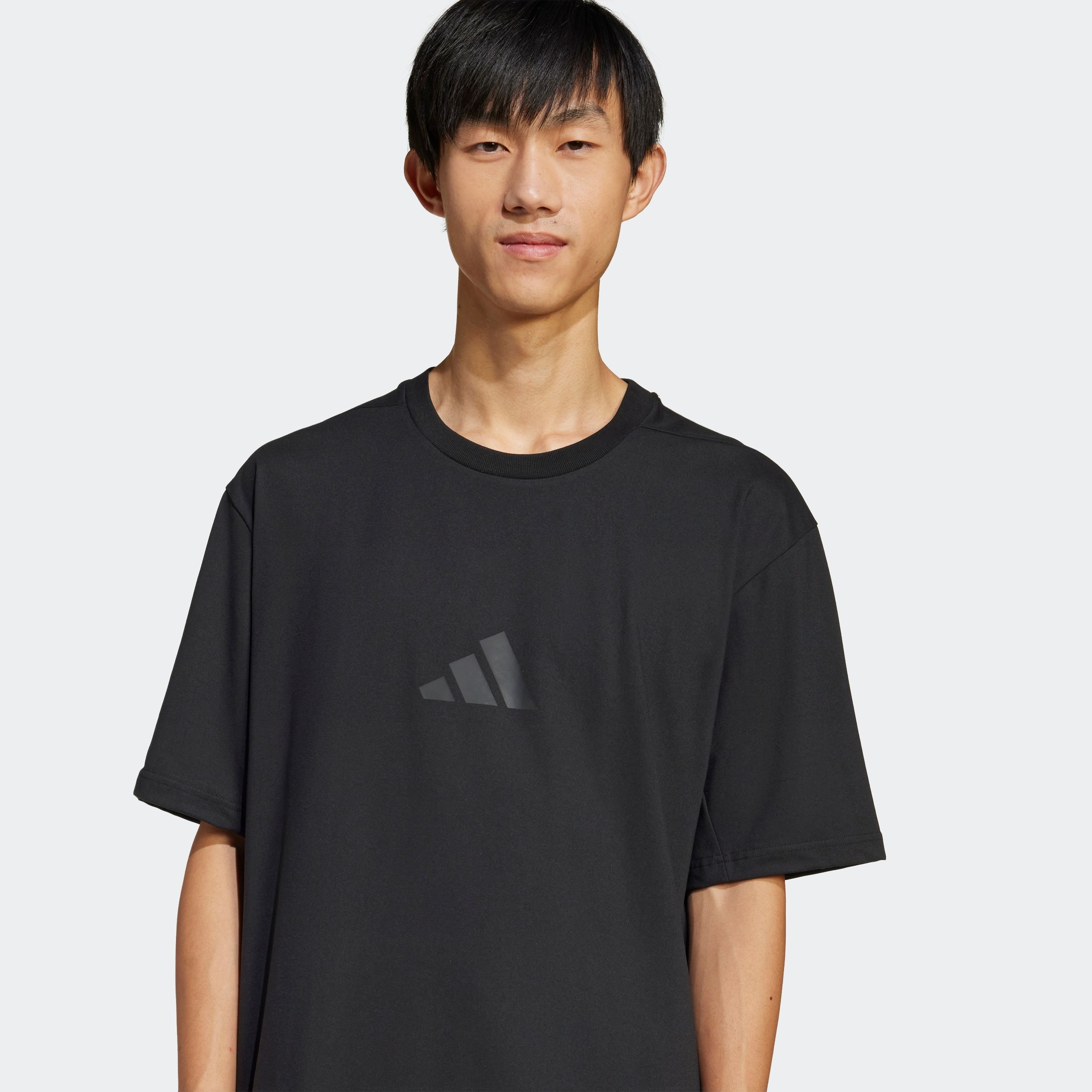 adidas Sportswear T-shirt »ADIDAS Z.N.E. LOOSE-FIT« lockere Passform, mit Rundhalsausschnitt, mit Elasthan-Anteil