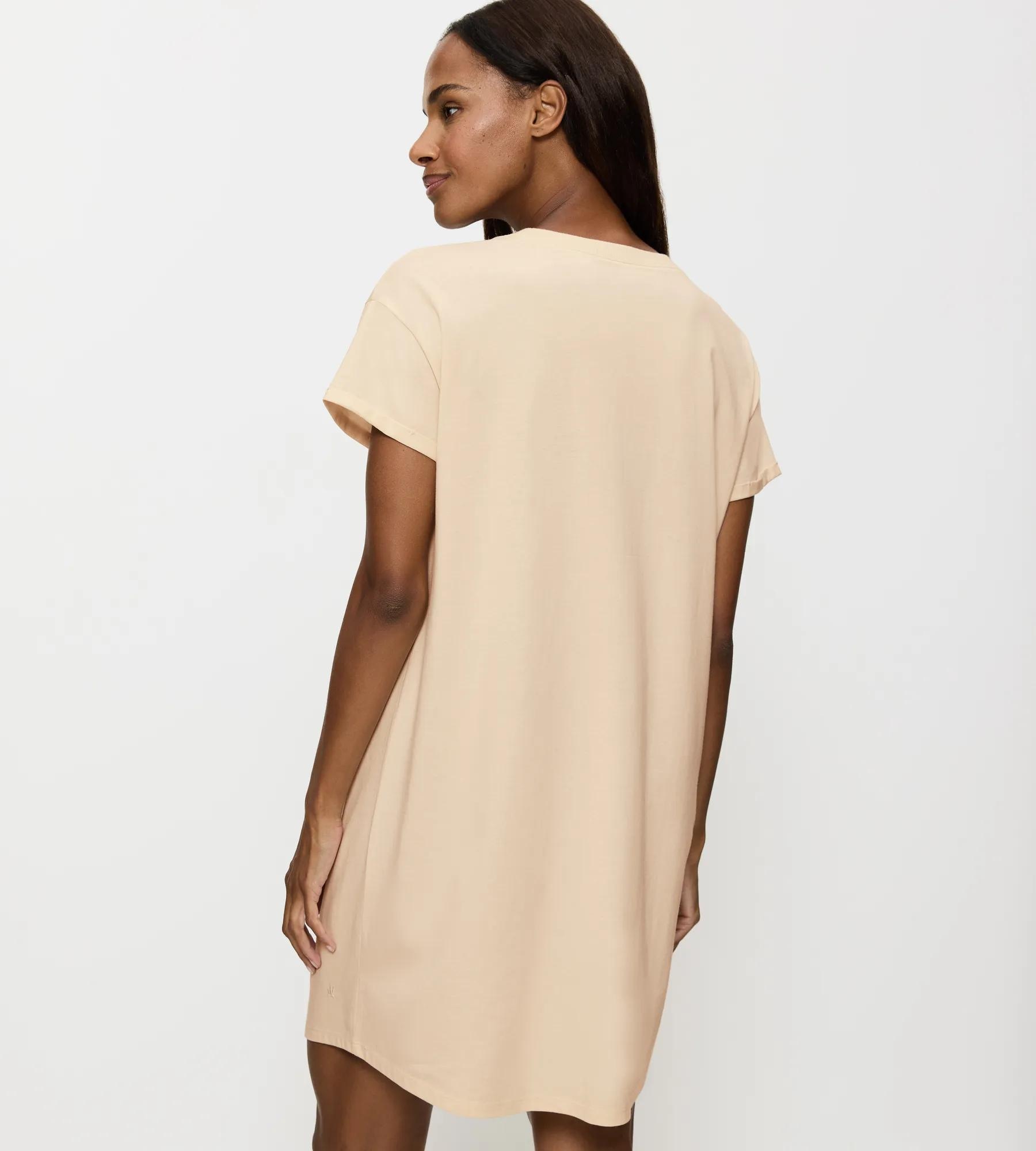 Triumph Chemise de nuit »Nightdresses NDK X« Sans poches weich, atmungsaktiv, gerippter Rundhalsausschnitt, Kurzarm