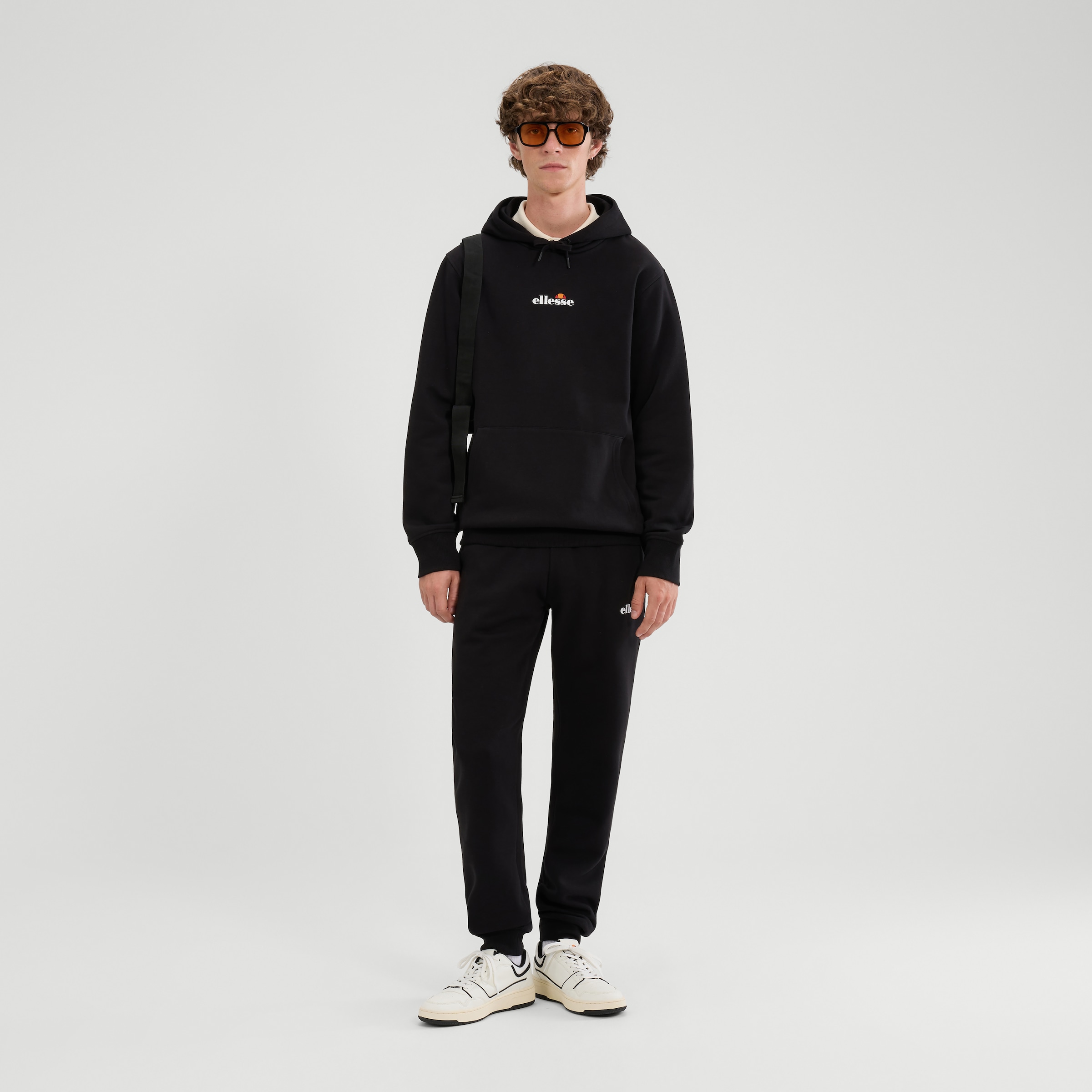 Ellesse Kapuzensweatshirt »PERSHUTA 2 OH HOODY« 1 Stk. tlg.