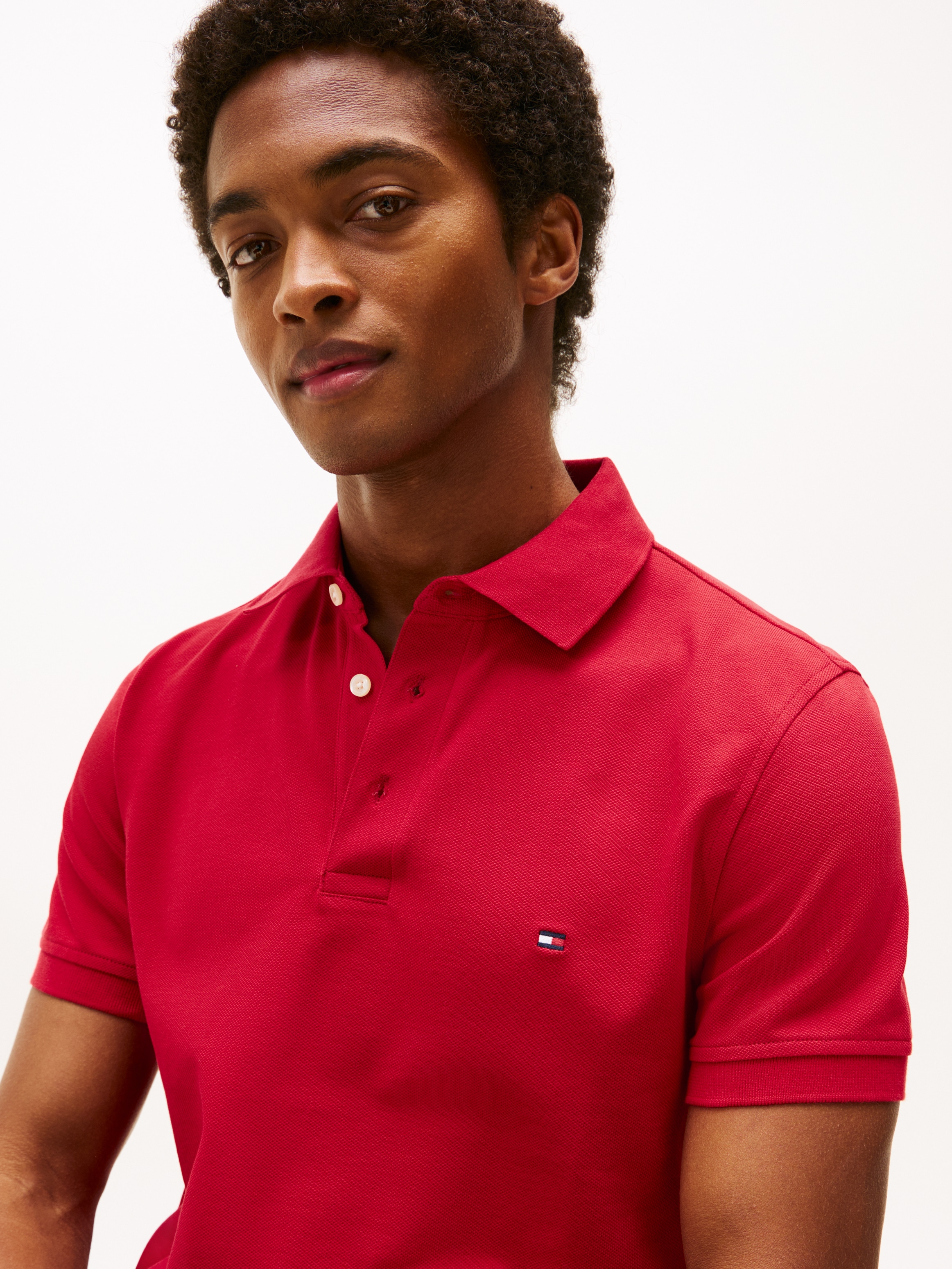 Tommy Hilfiger Poloshirt »1985 SLIM POLO mit Stickerei und Piqué-Qualität«, unifarben, casual, slim fit, Baumwollmix, Polokragen