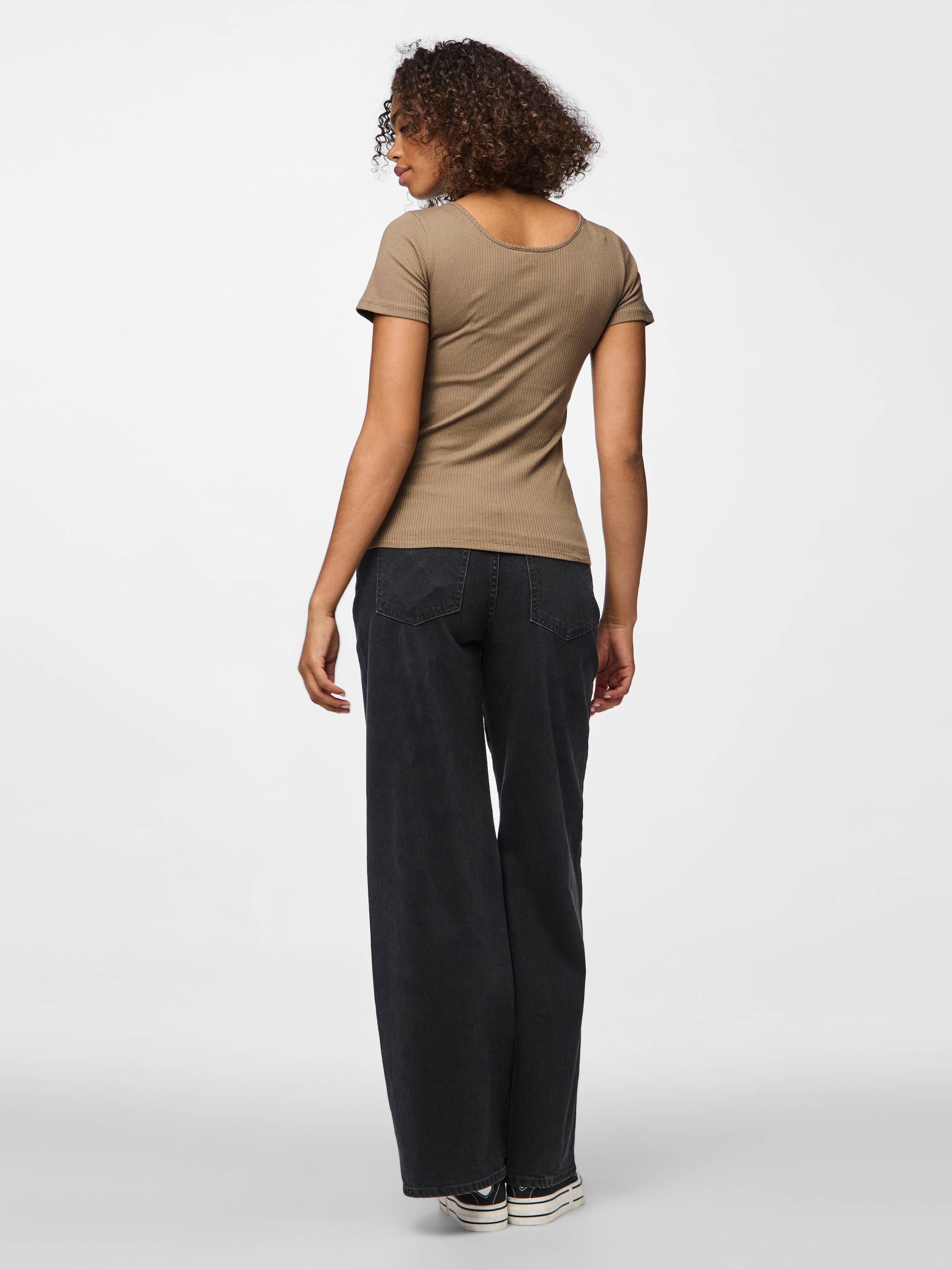 pieces T-shirt à manches courtes »PCKITTE SS TOP NOOS BC« Mélange de coton, coupe slim