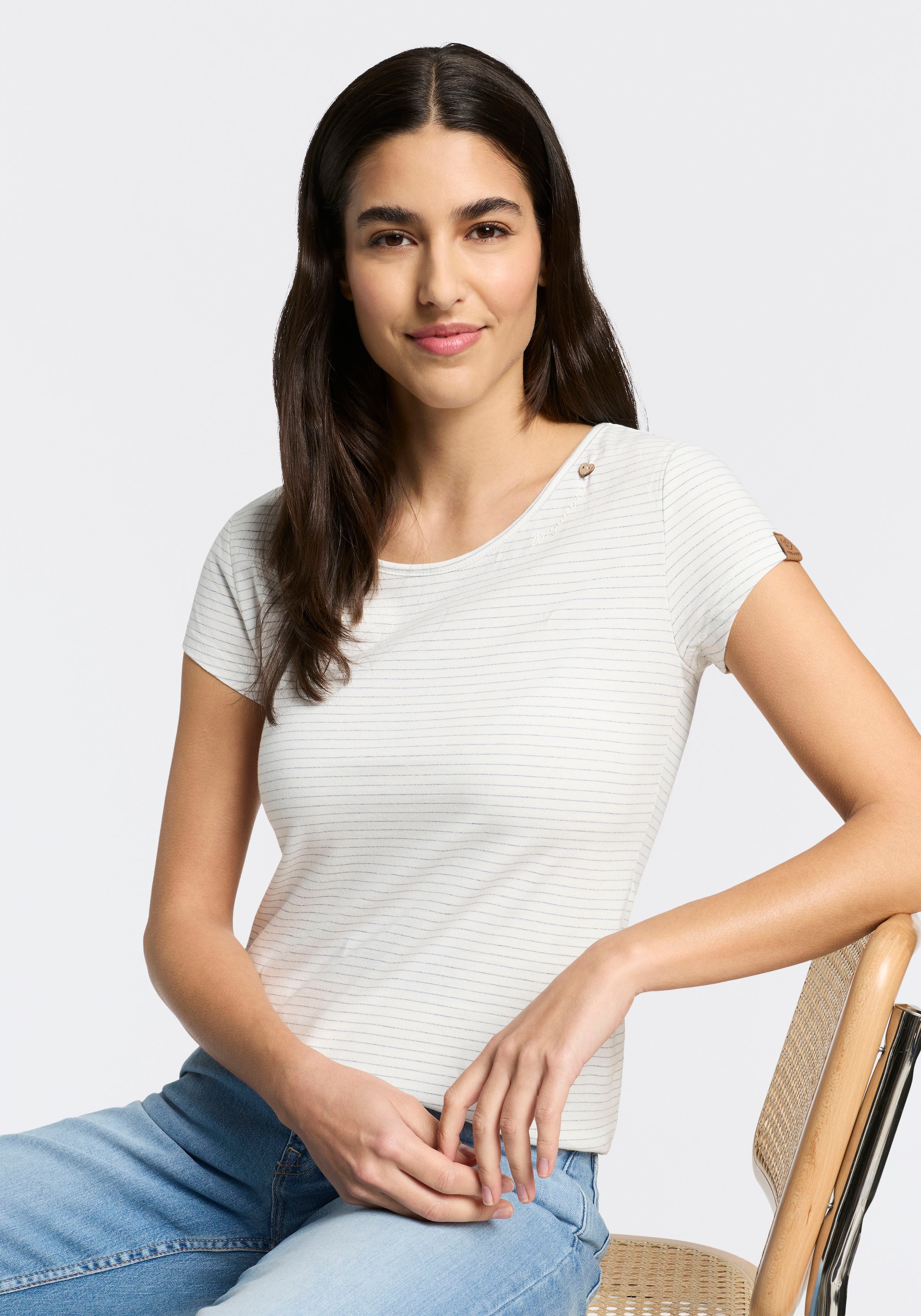 Image of Ragwear Kurzarmshirt "MINT STRIPES O" mit Logoschriftzug und Zierknopf in Holzoptik