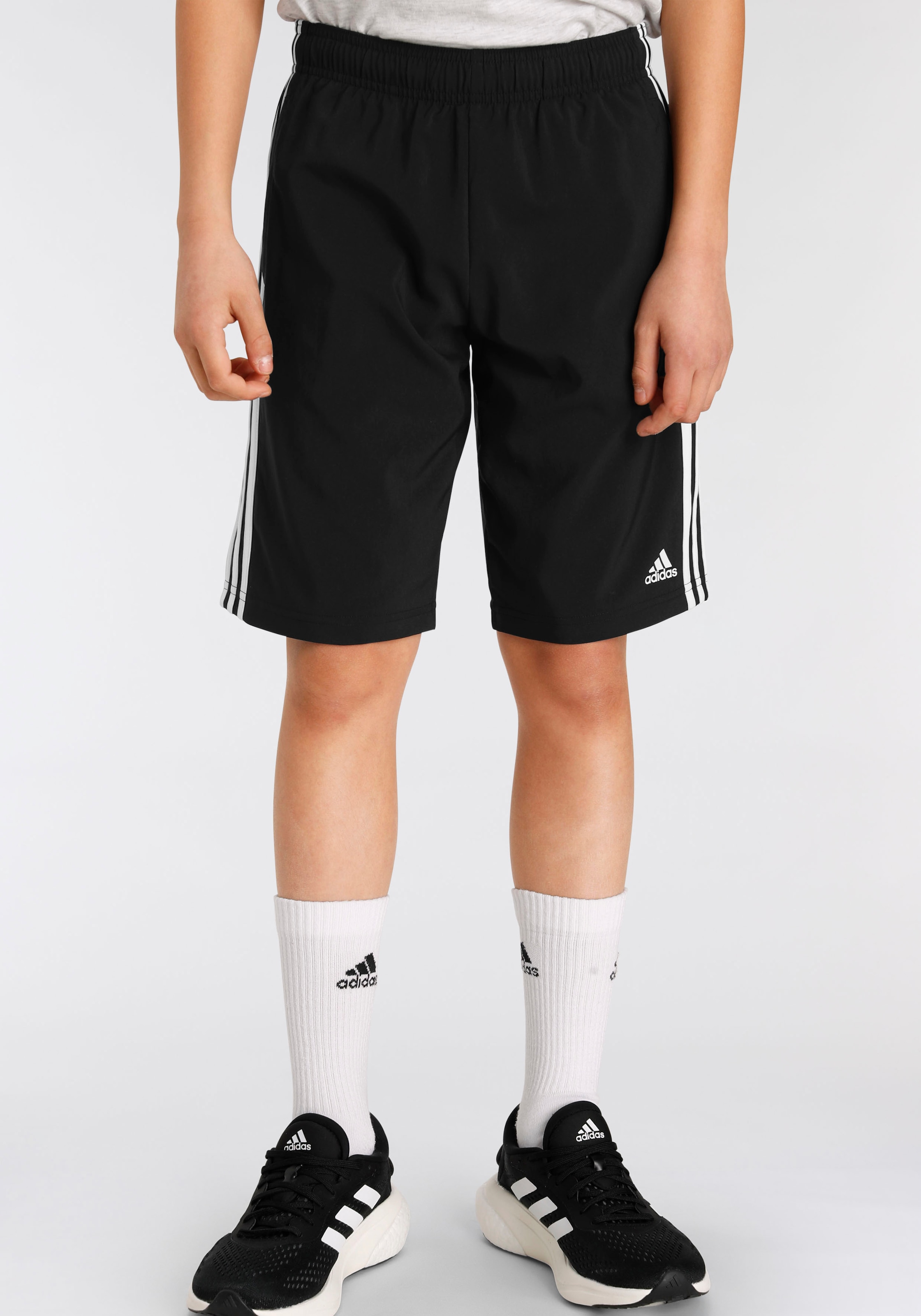 Shorts (1 adidas »ESSENTIALS auf ♕ 3-STREIFEN versandkostenfrei WOVEN«, Sportswear tlg.)