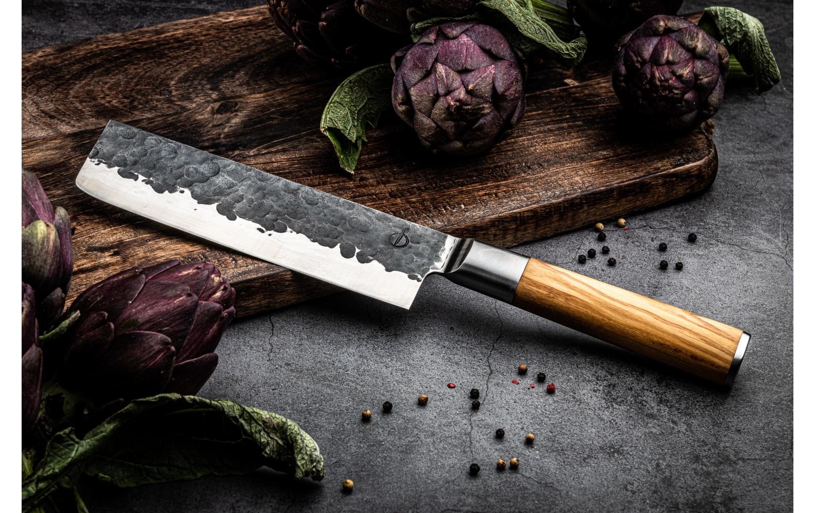   »Forged Olive Hackbeil 18 cm«