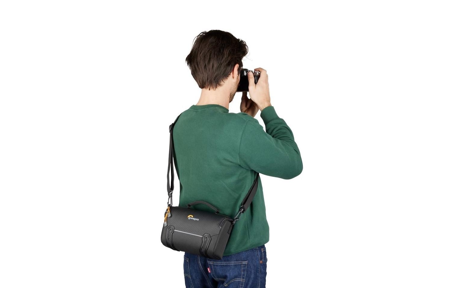 Lowepro Kameratasche »Adventura SH 160 III (GRL)«