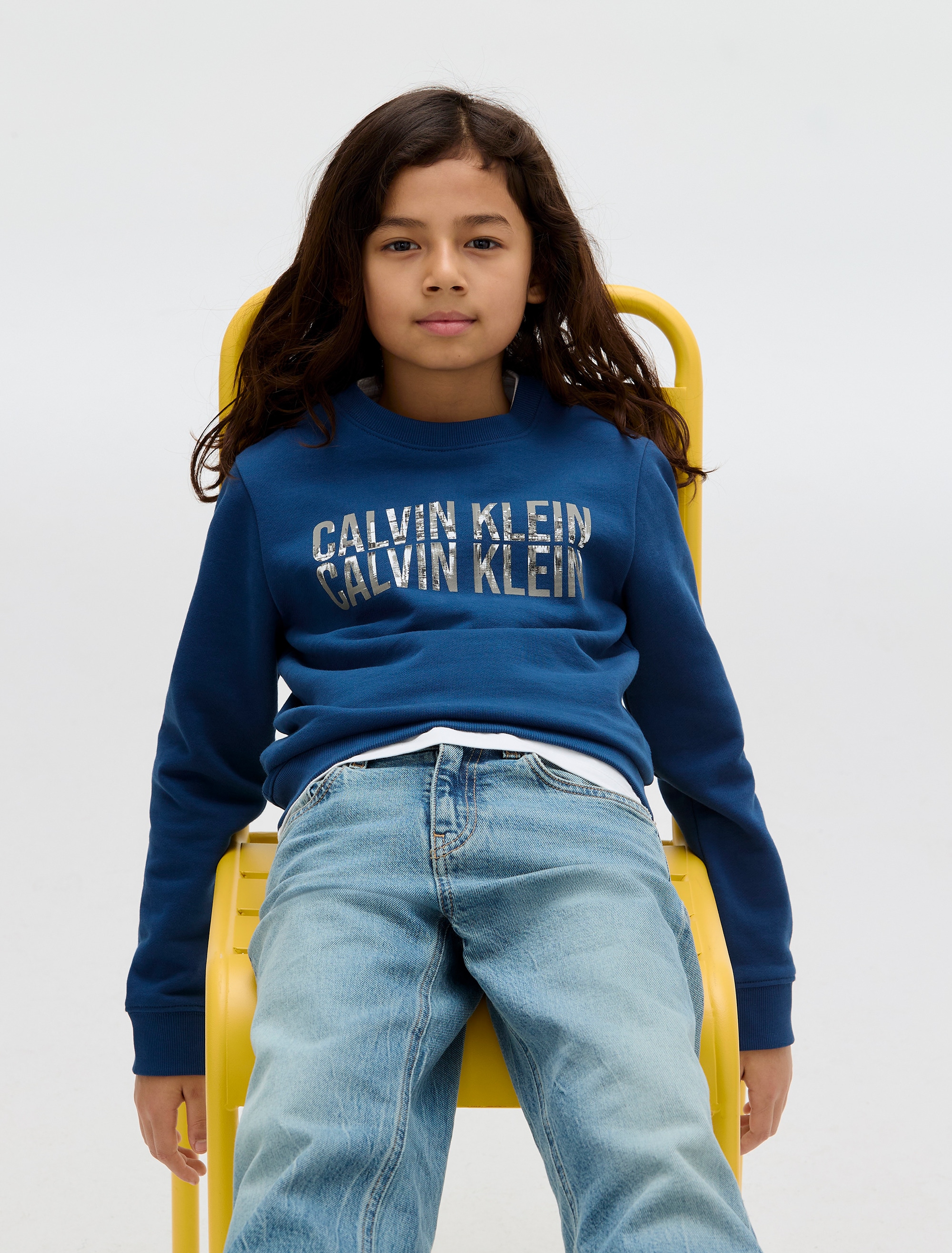 Calvin Klein Jeans Sweatshirt »TERRY SEASONAL LOGO CN«, für Kinder bis 16 Jahre, Fotodruck