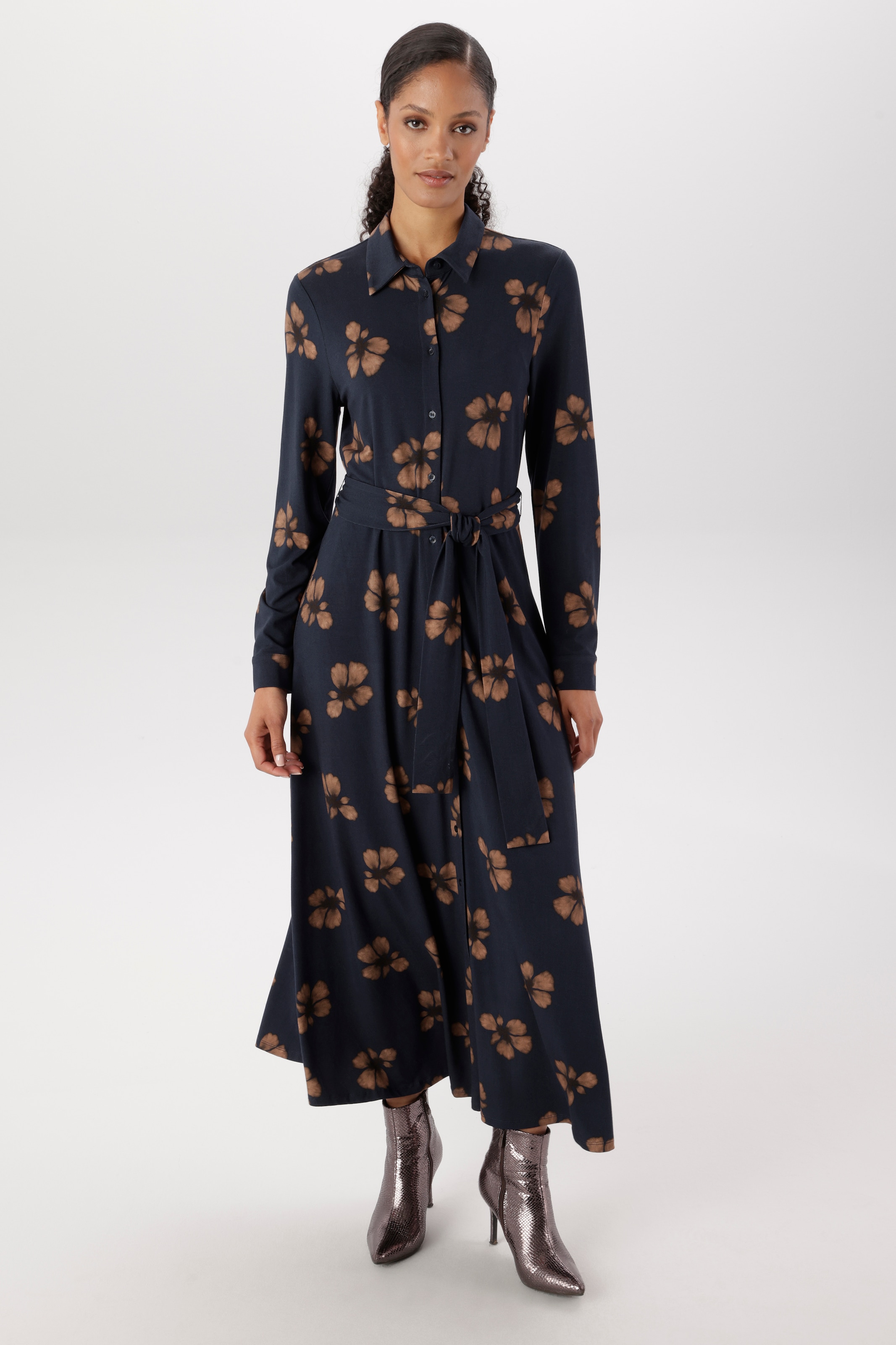 Image of Aniston SELECTED Midikleid mit Blumenblüten-Print und abnehmbaren Bindeband - NEUE KOLLEKTION