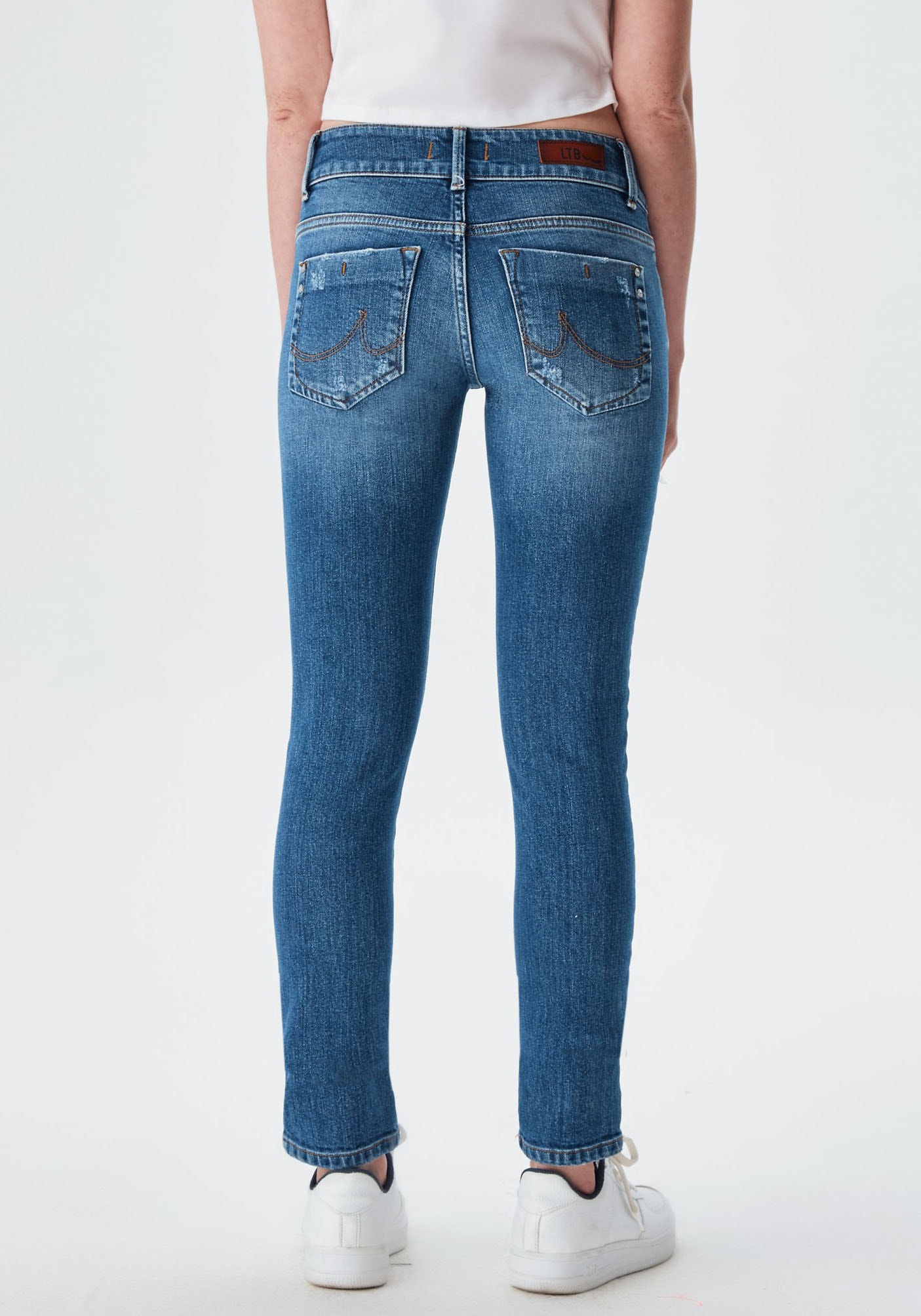 Slim-fit-Jeans »Molly«, mit doppelter Knopfleiste & Stretch