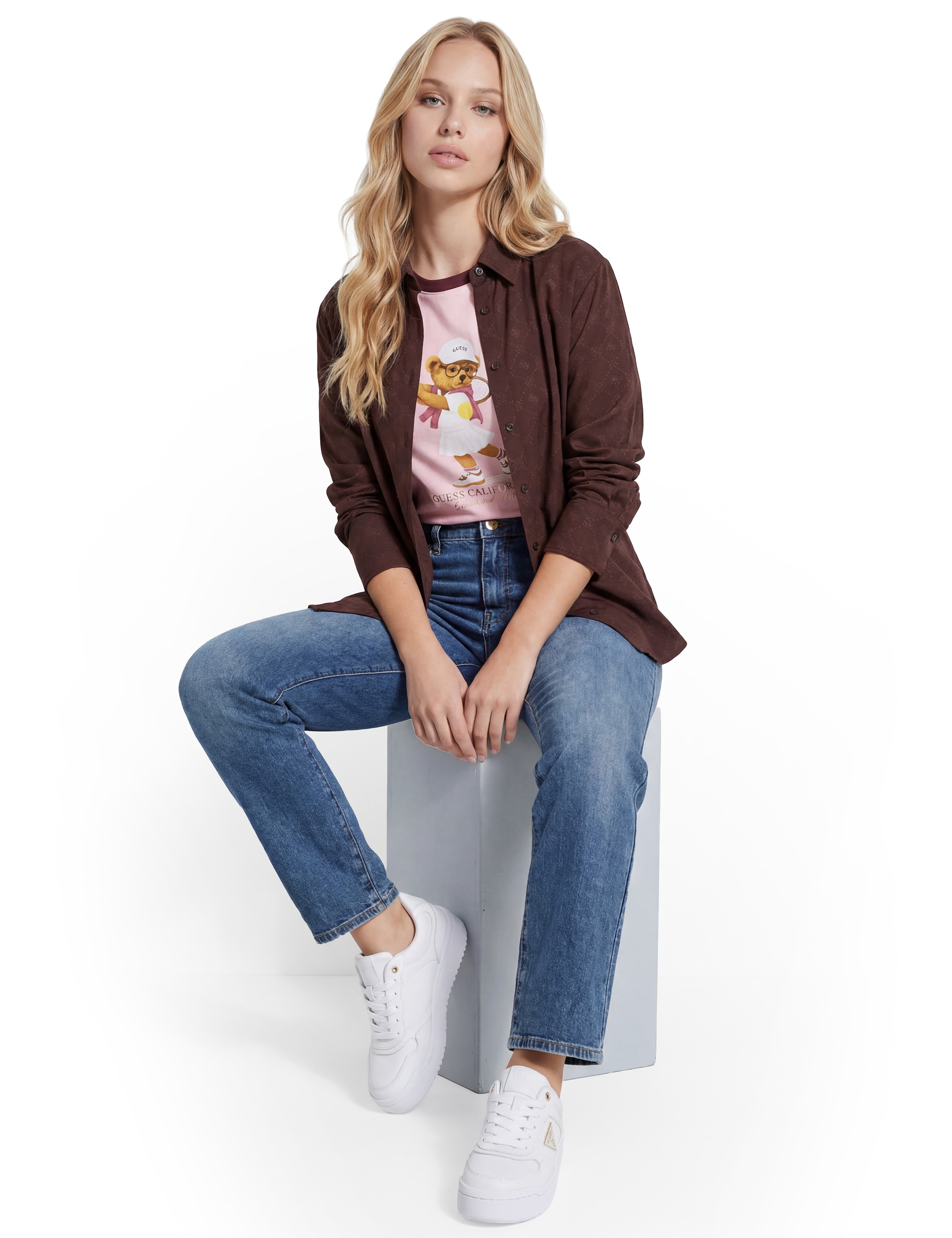Guess T-Shirt »TENNIS LADY BEAR SS T-SHIRT« mit Frontprint, Regular Fit