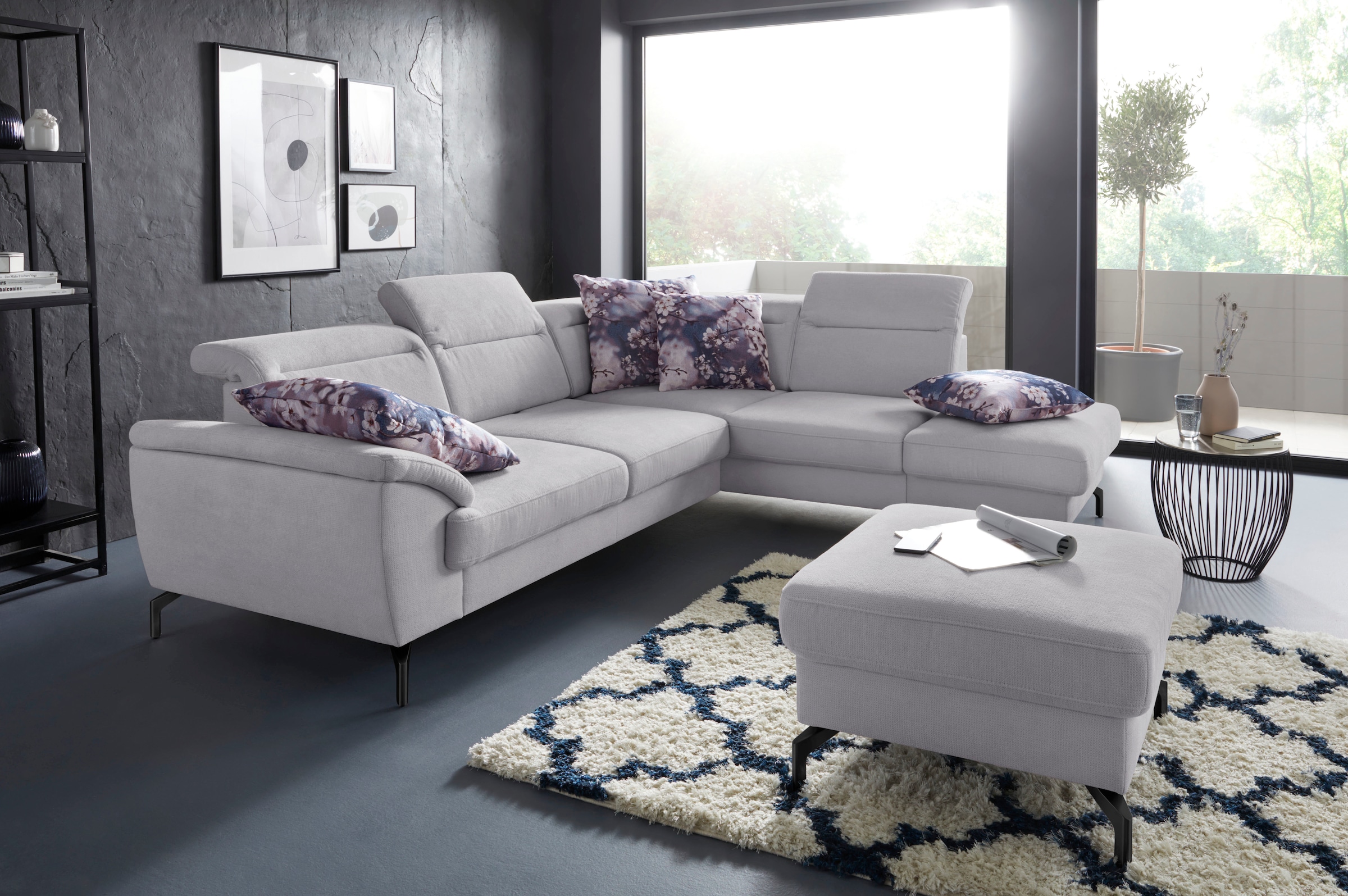 sit&more Ecksofa »Percy L-Form«, 15 cm Fusshöhe, Sitztiefenverstellung, wahlweise in 2 Fussfarben