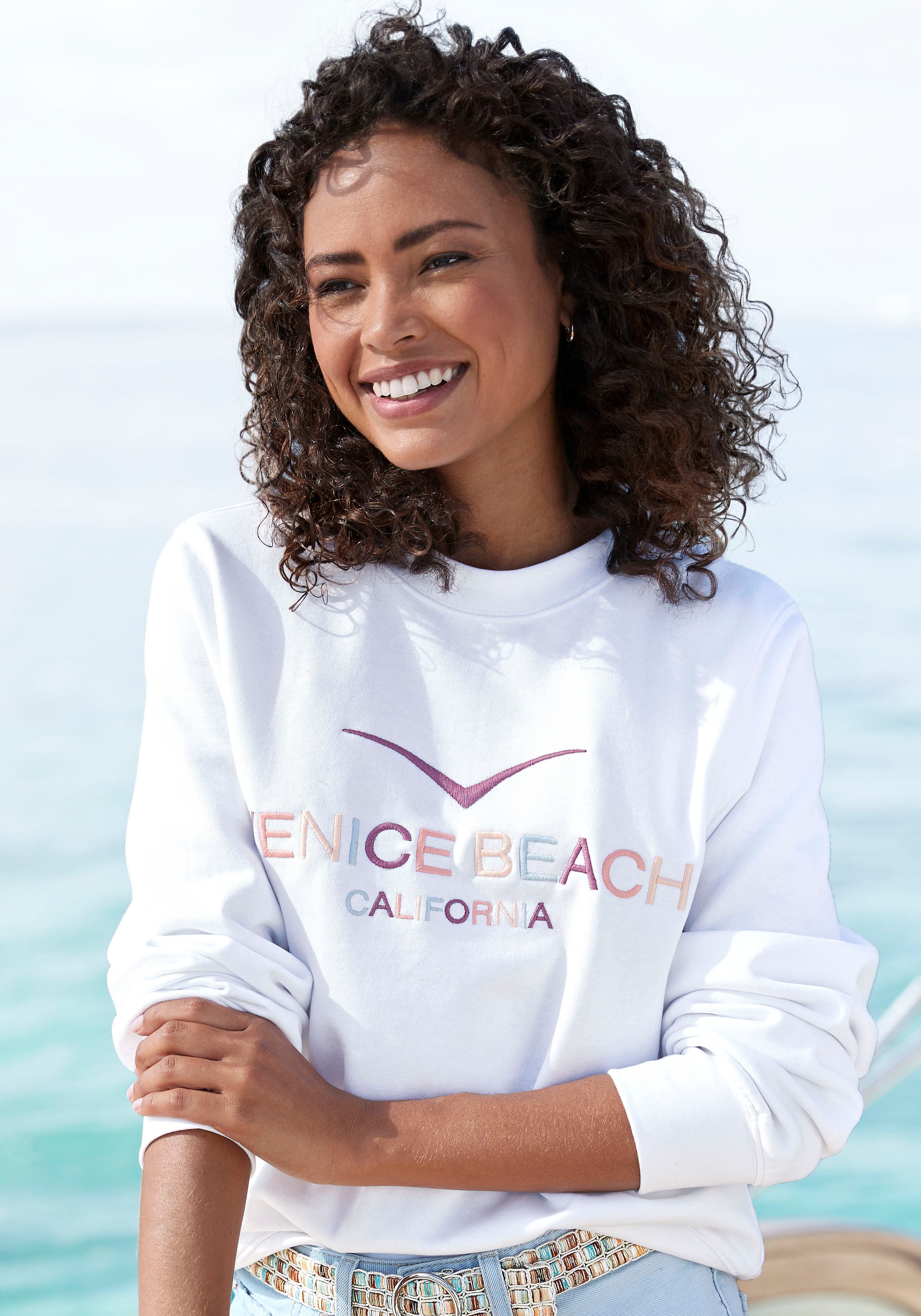 Venice Beach Sweatshirt, mit grosser Logostickerei, sportlich-casual